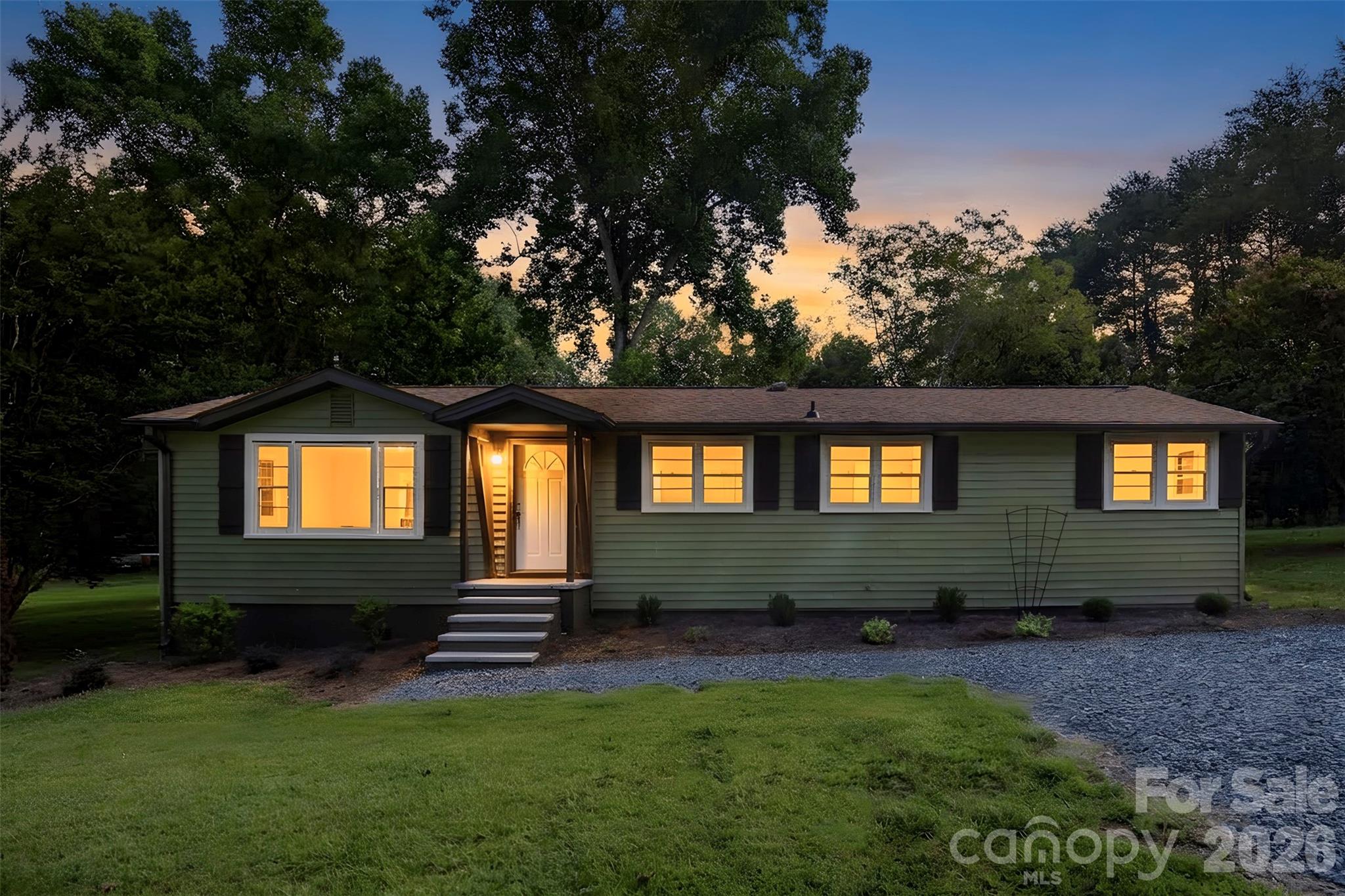 Single Family Residence at 435 Mahaffey Drive, Salisbury, photo 2 of 34