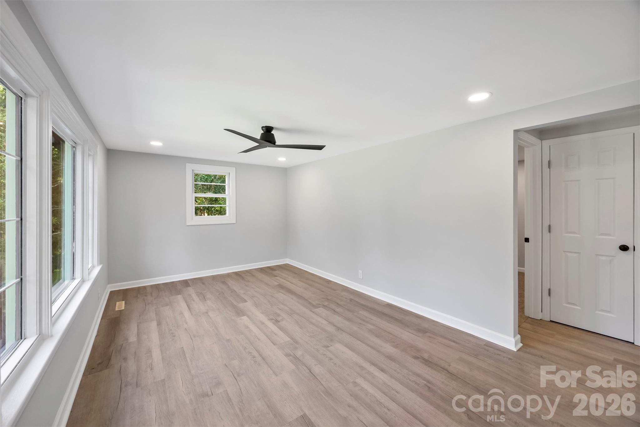 Single Family Residence at 435 Mahaffey Drive, Salisbury, photo 7 of 34