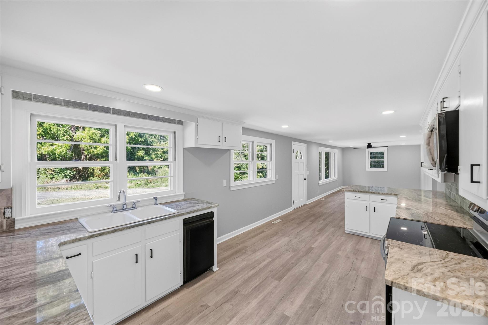 Single Family Residence at 435 Mahaffey Drive, Salisbury, photo 13 of 34