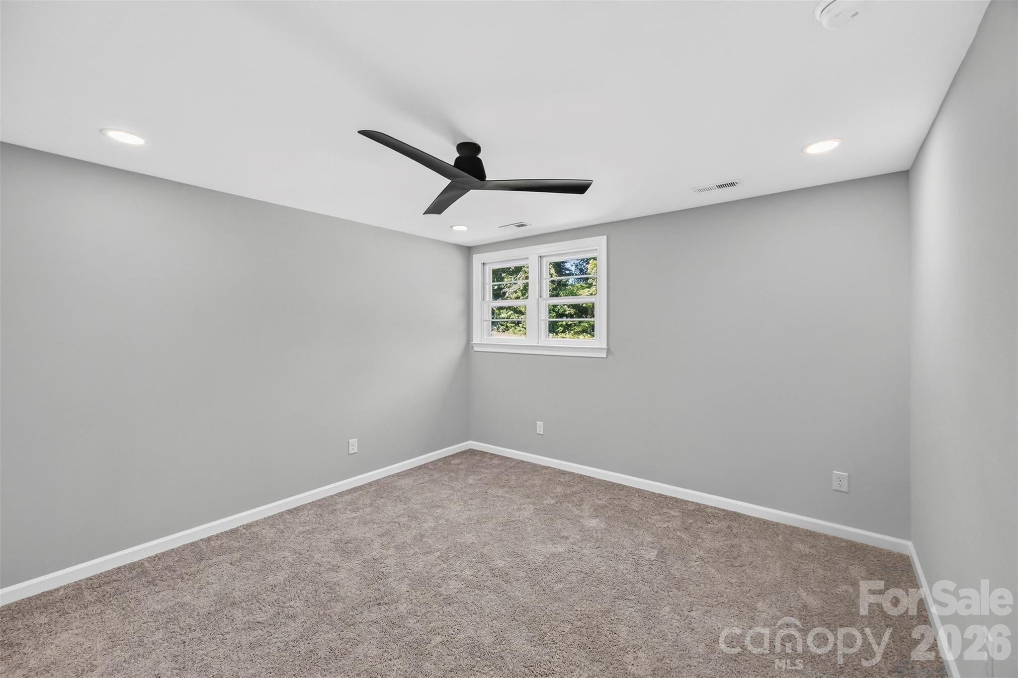 Single Family Residence at 435 Mahaffey Drive, Salisbury, photo 14 of 34