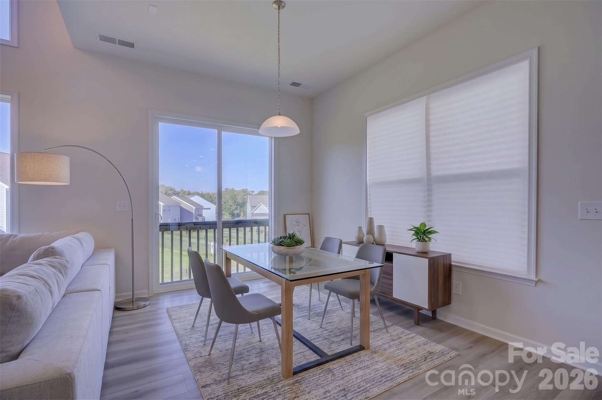 Single Family Residence at 17910 Wilbanks Drive, Charlotte, photo 13 of 48