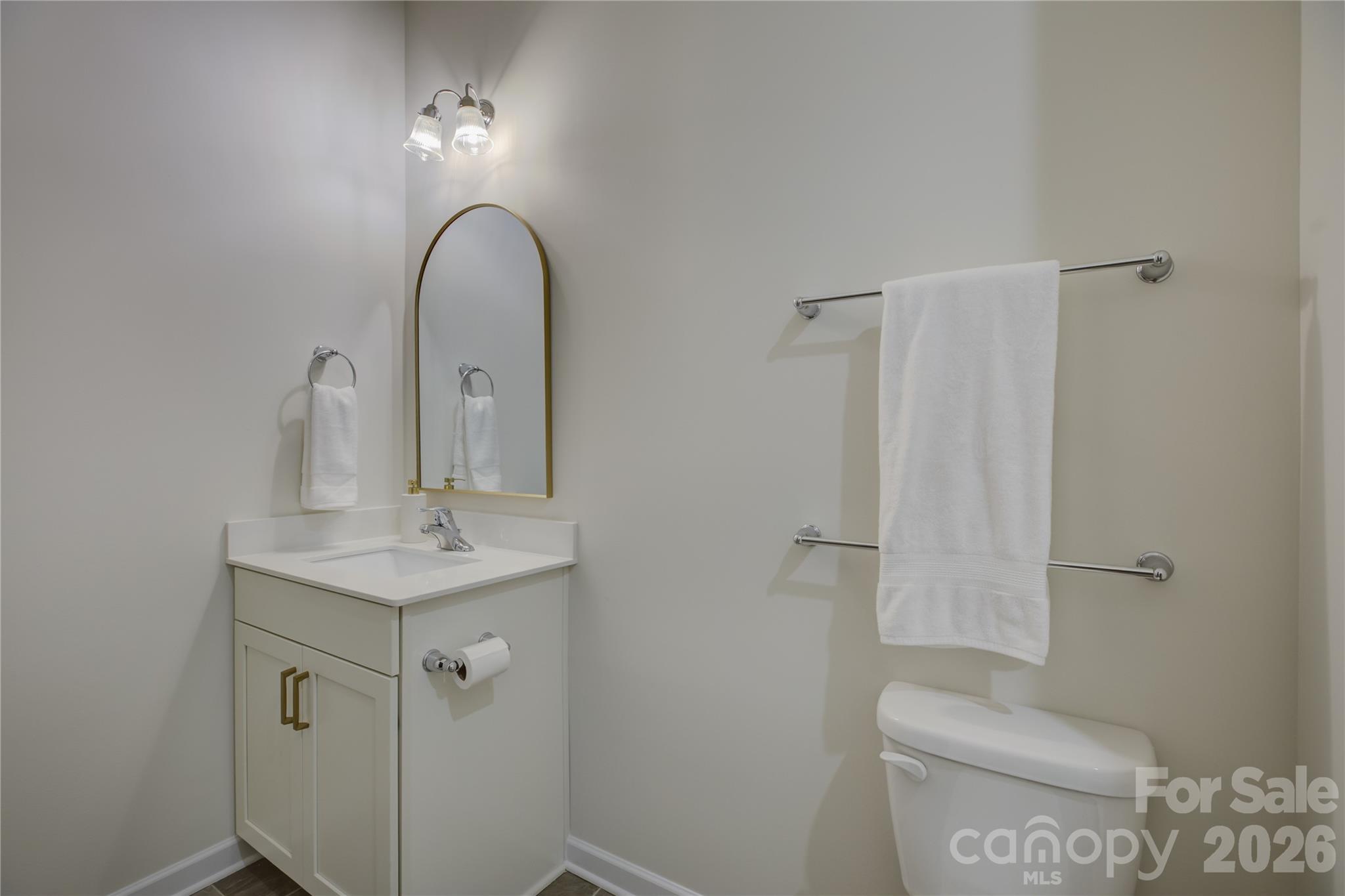 Single Family Residence at 17910 Wilbanks Drive, Charlotte, photo 21 of 48