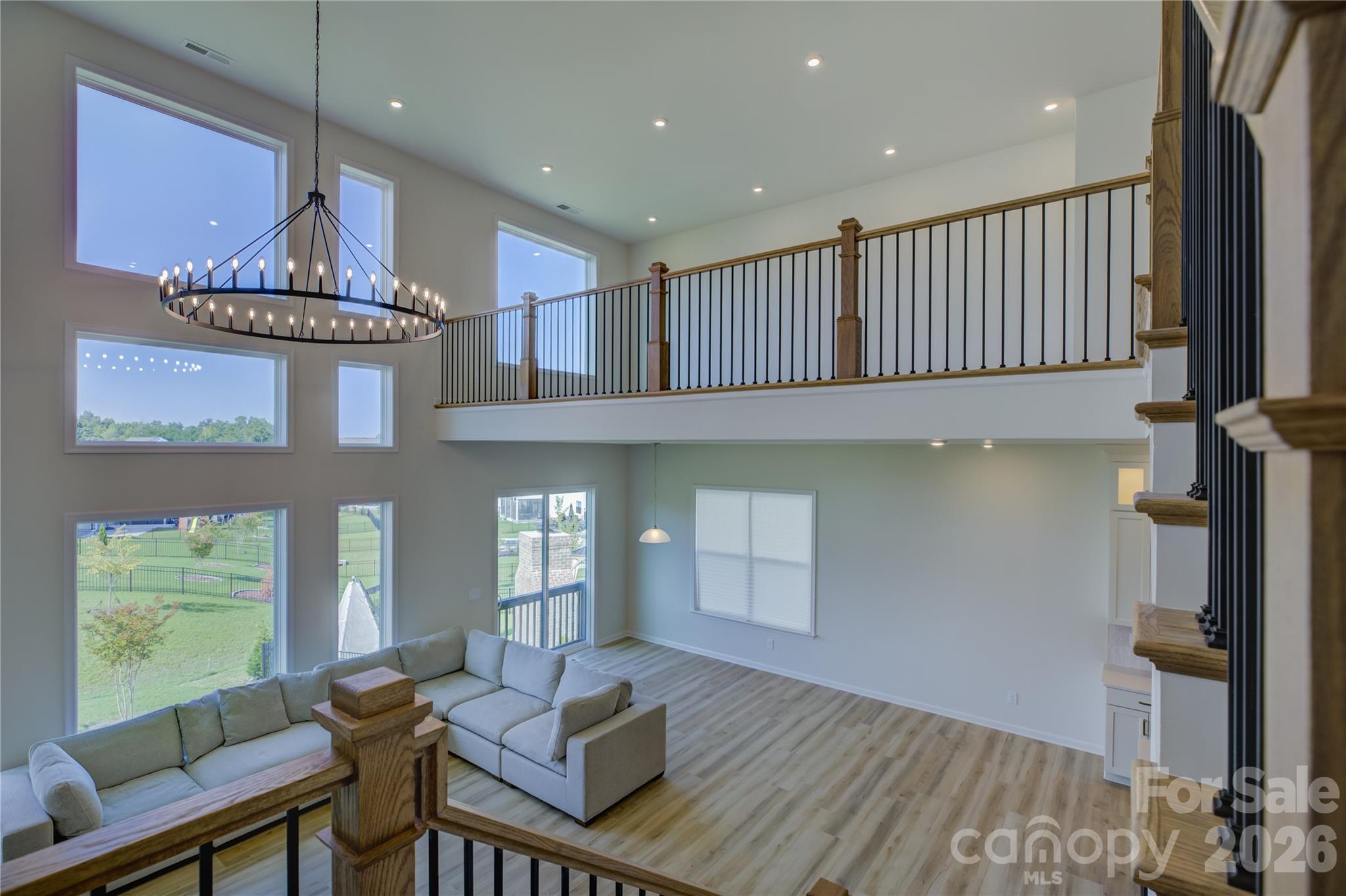 Single Family Residence at 17910 Wilbanks Drive, Charlotte, photo 26 of 48