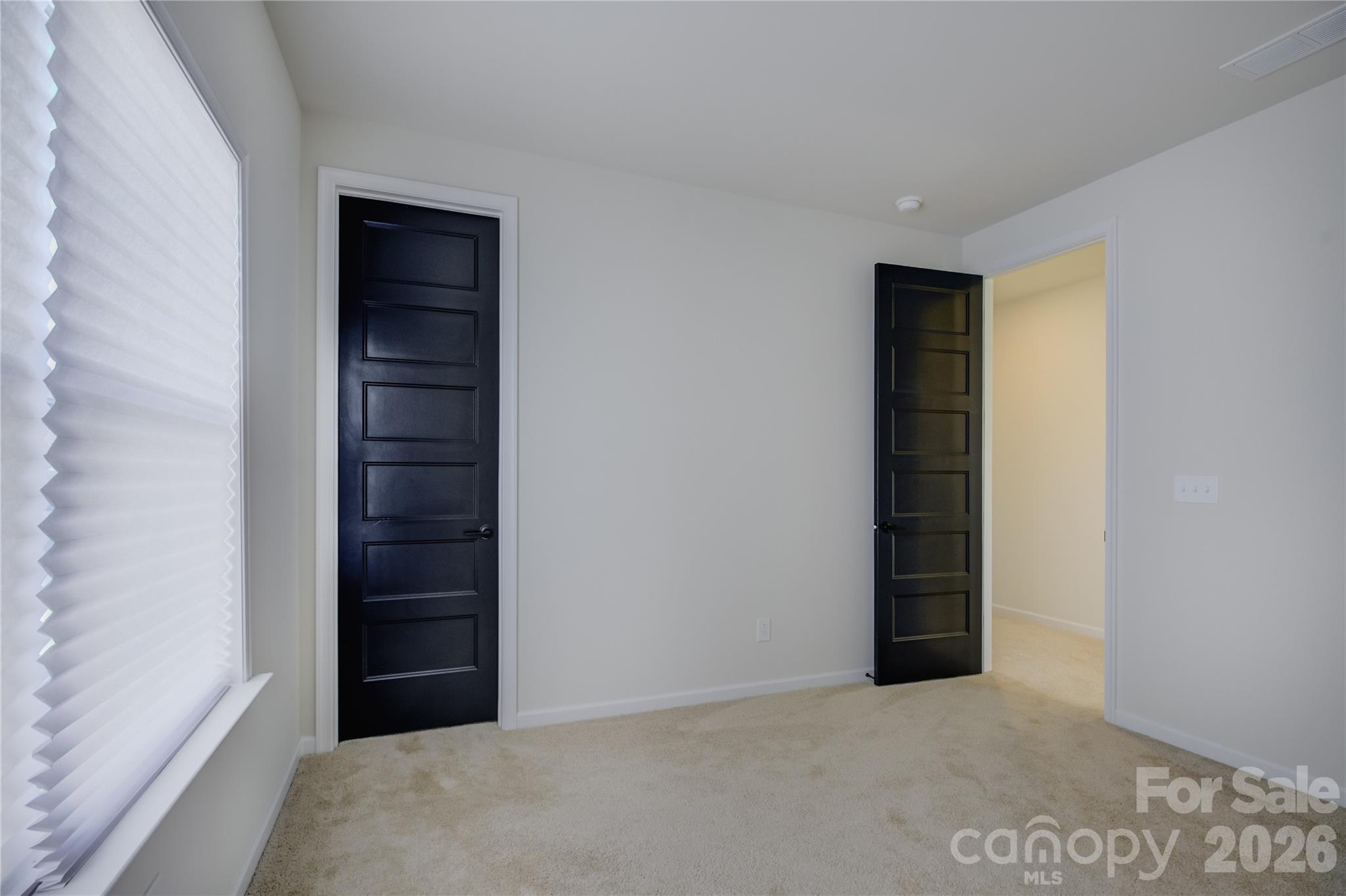Single Family Residence at 17910 Wilbanks Drive, Charlotte, photo 39 of 48