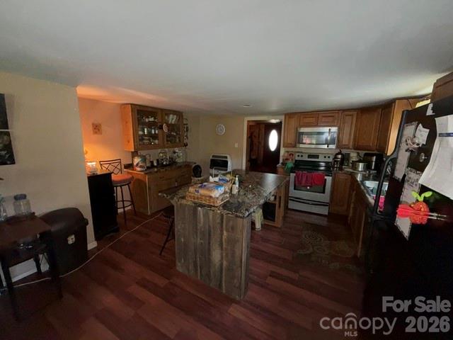 Single Family Residence at 3205 Oran Yount Lane, Granite Falls, photo 8 of 19