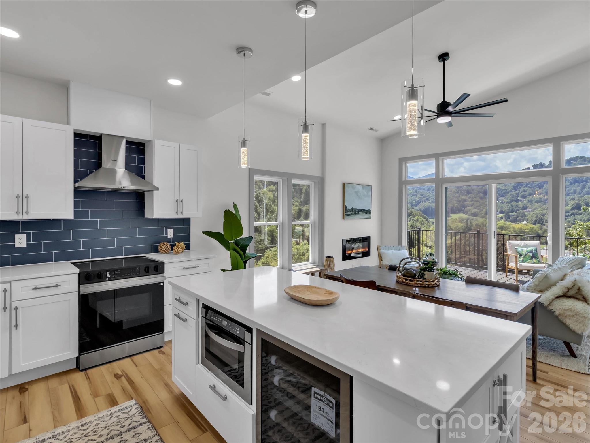 Single Family Residence at 185 Kadire Drive, Waynesville, photo 9 of 37