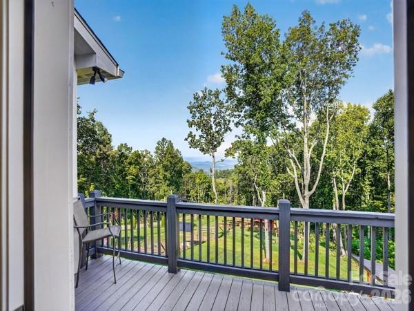 Single Family Residence at 72 Jacks Paw Lane, Hendersonville, photo 19 of 30