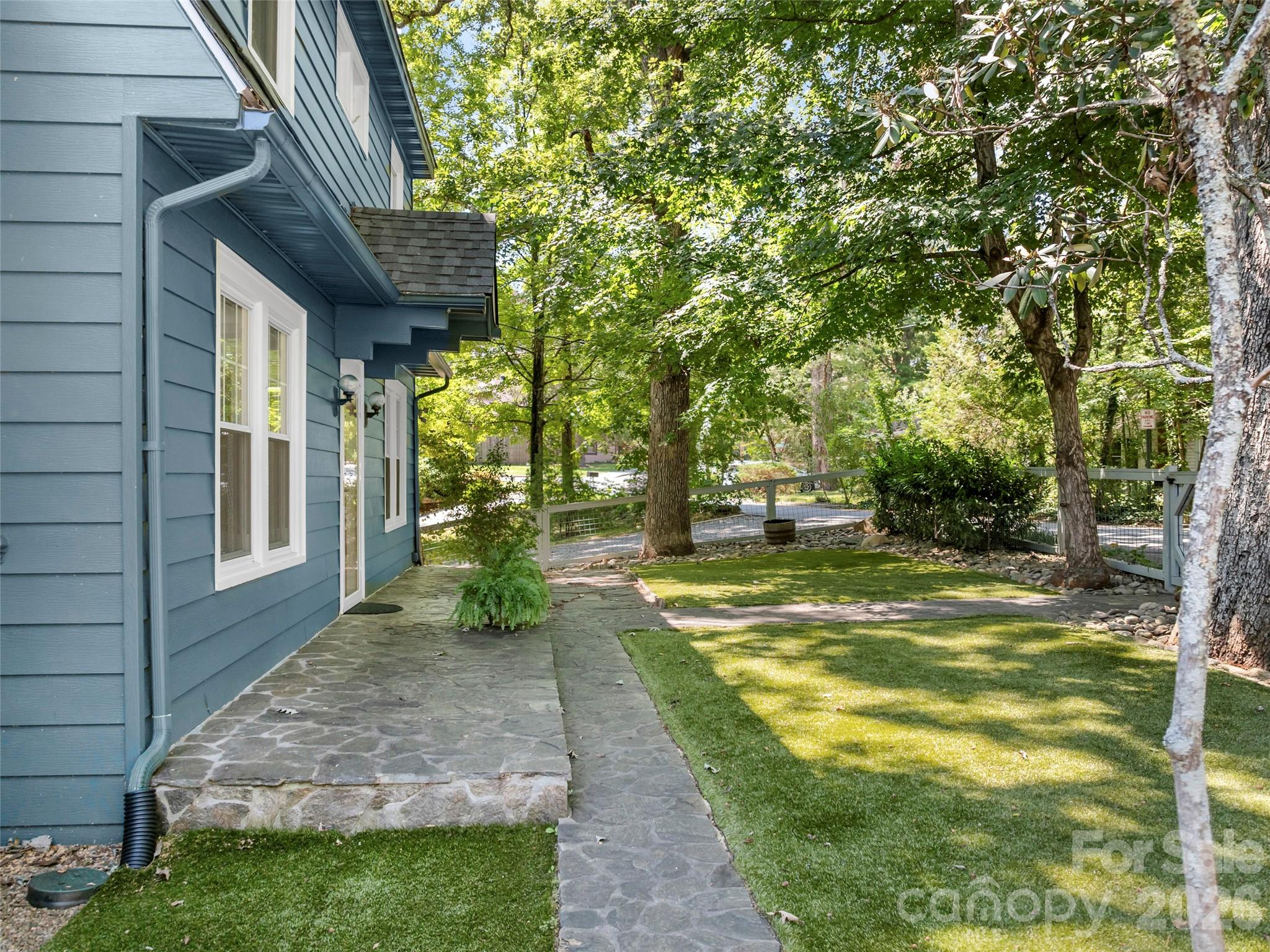 Single Family Residence at 1 Kenilworth Road, Asheville, photo 44 of 46