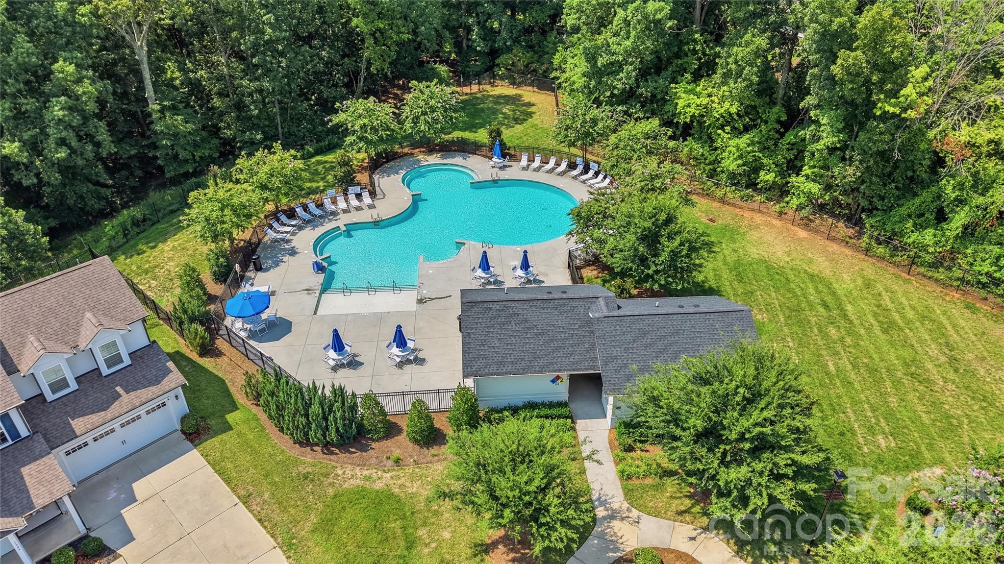 Single Family Residence at 5091 Havencrest Drive, Fort Mill, photo 43 of 47