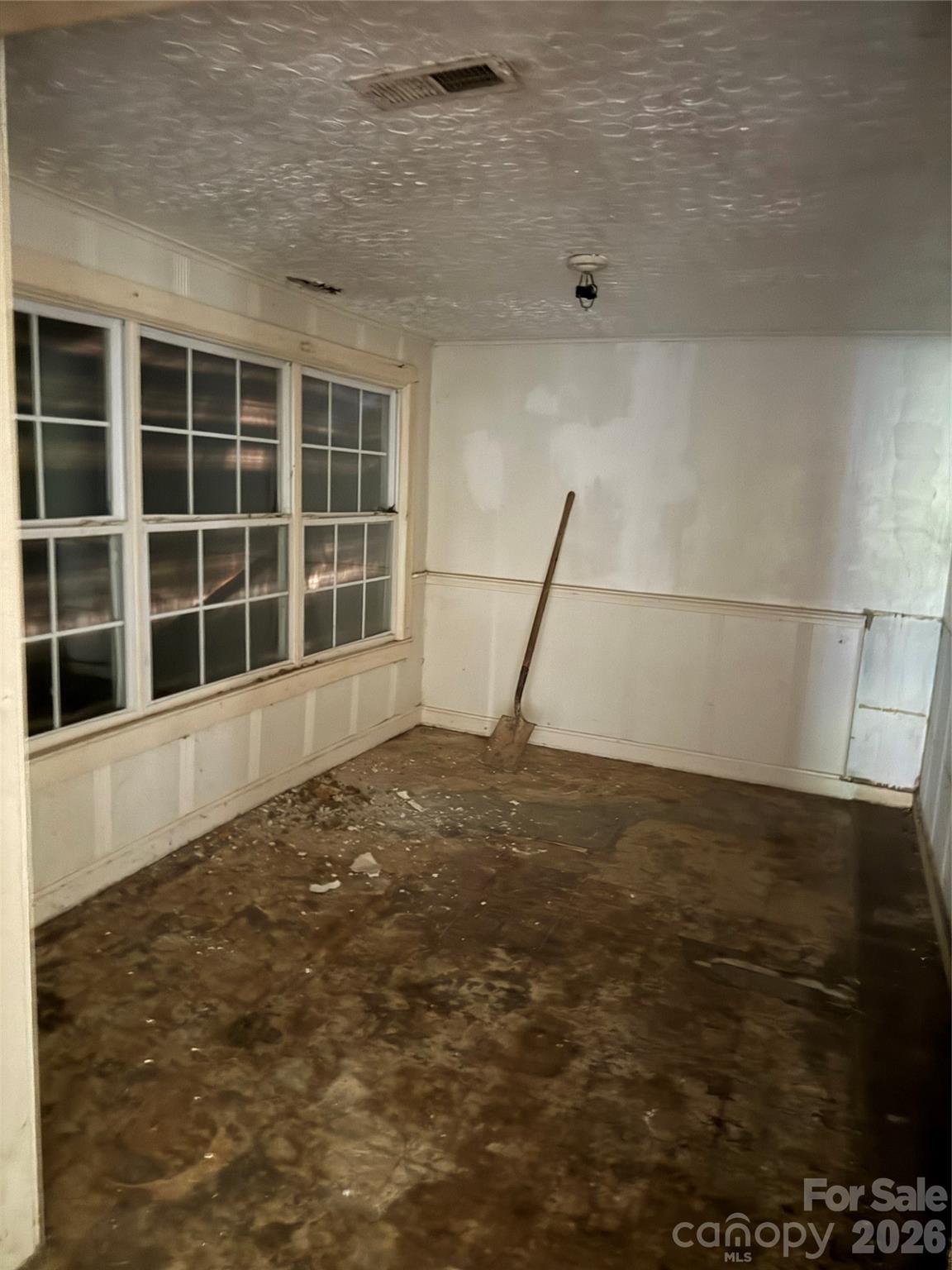 Single Family Residence at 310 Sells Road, Salisbury, photo 3 of 42