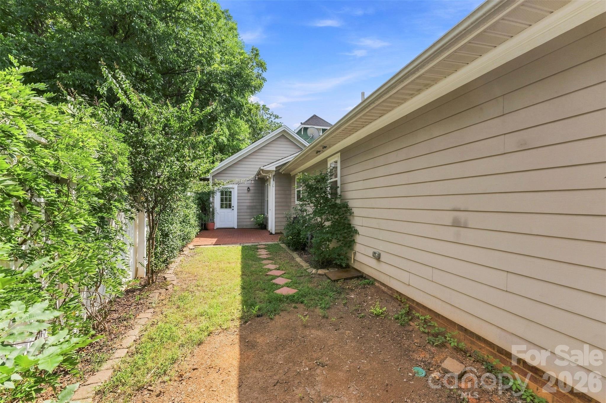 Fenced in back yard - 14100 Garden District Row, Huntersville