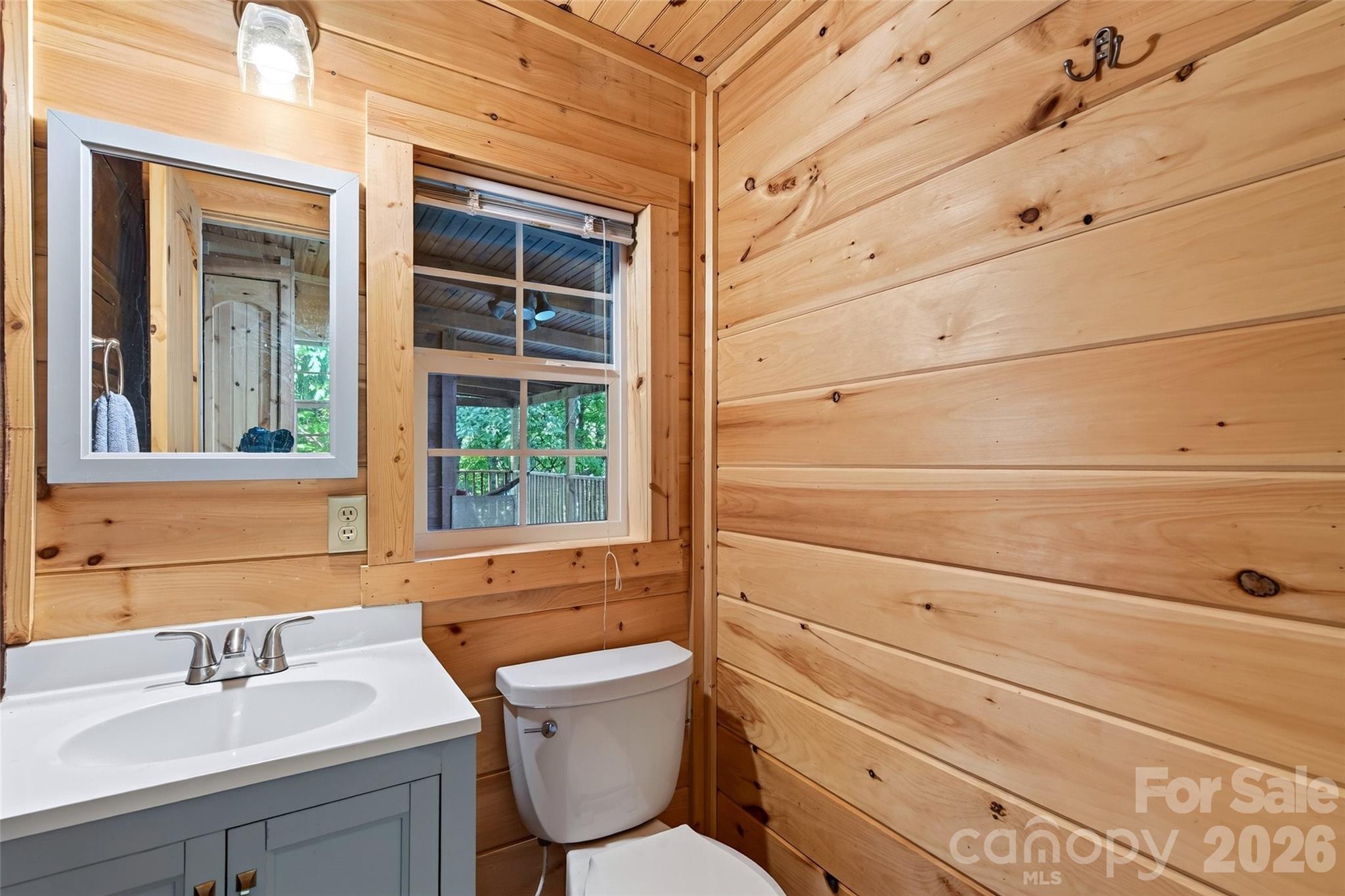 Single Family Residence at 10 Camp Elliott Road, Black Mountain, photo 25 of 47