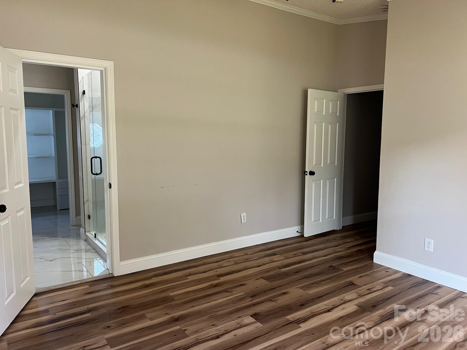 Single Family Residence at 322 Woodcrest Drive, York, photo 15 of 24
