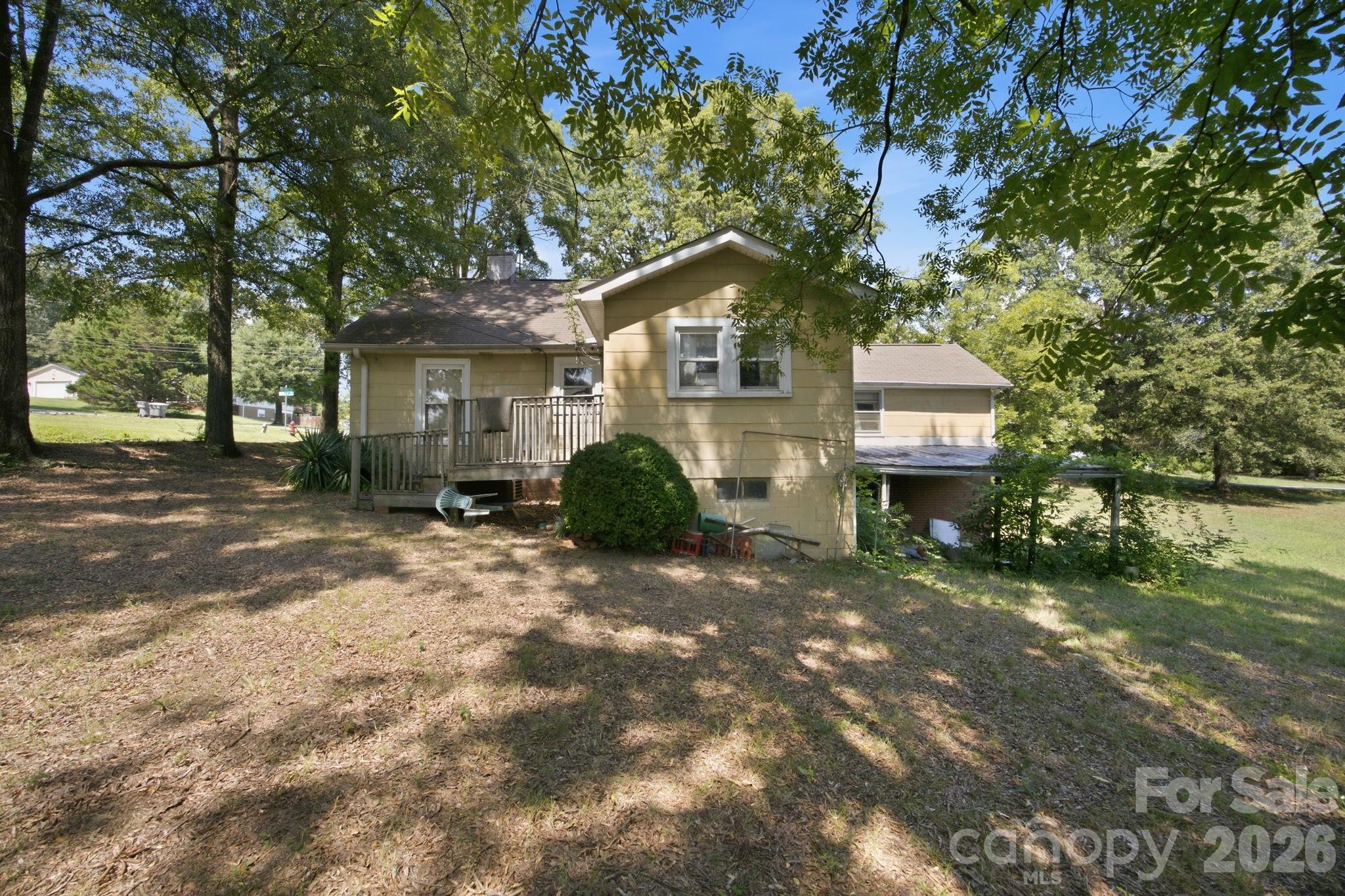 Basement and parking - 2600 Haven Street, Kannapolis