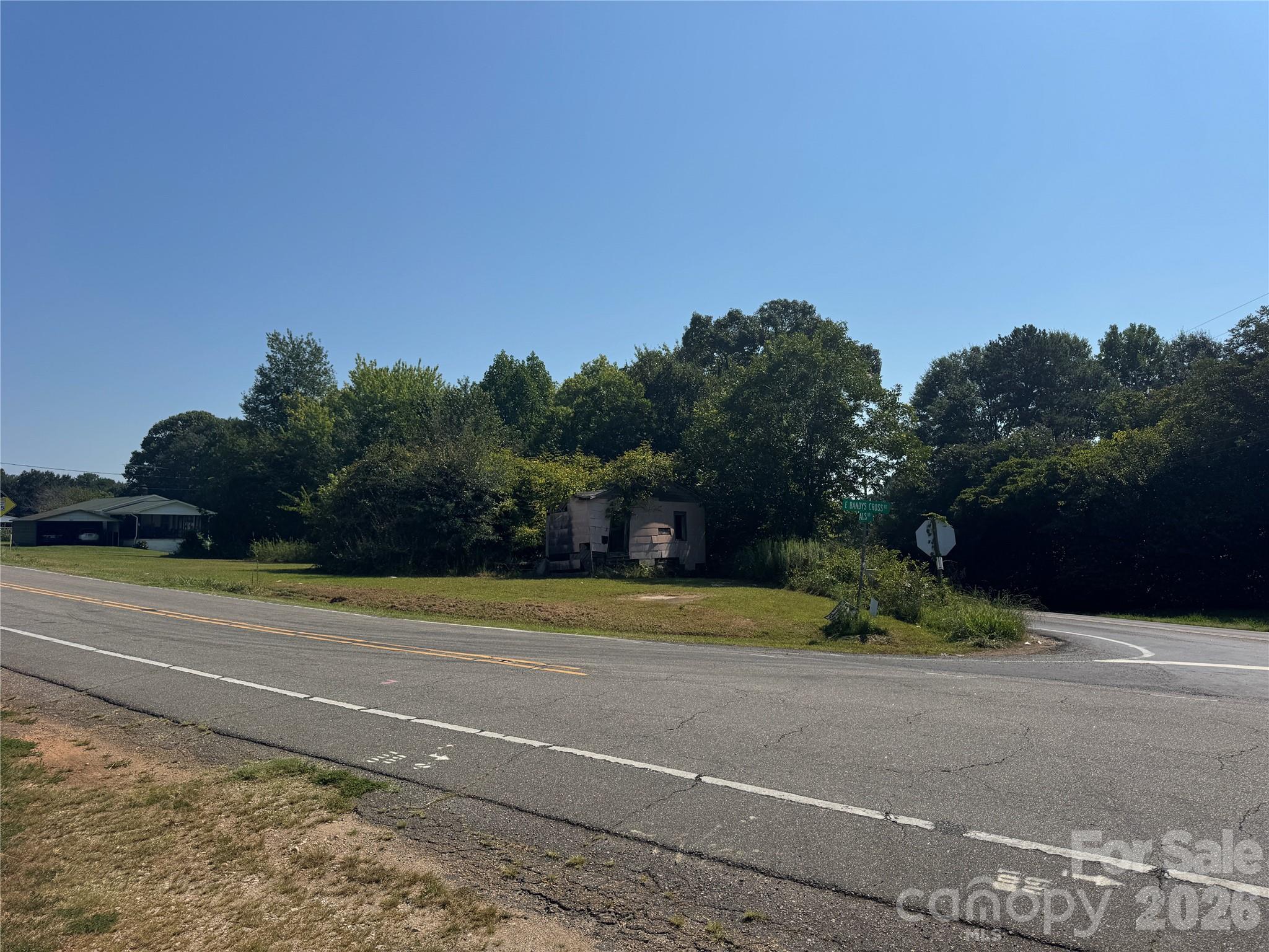 Corner of Buffalo Shoals and Bandys Crossroads. - 1558 Buffalo Shoals Road, Catawba