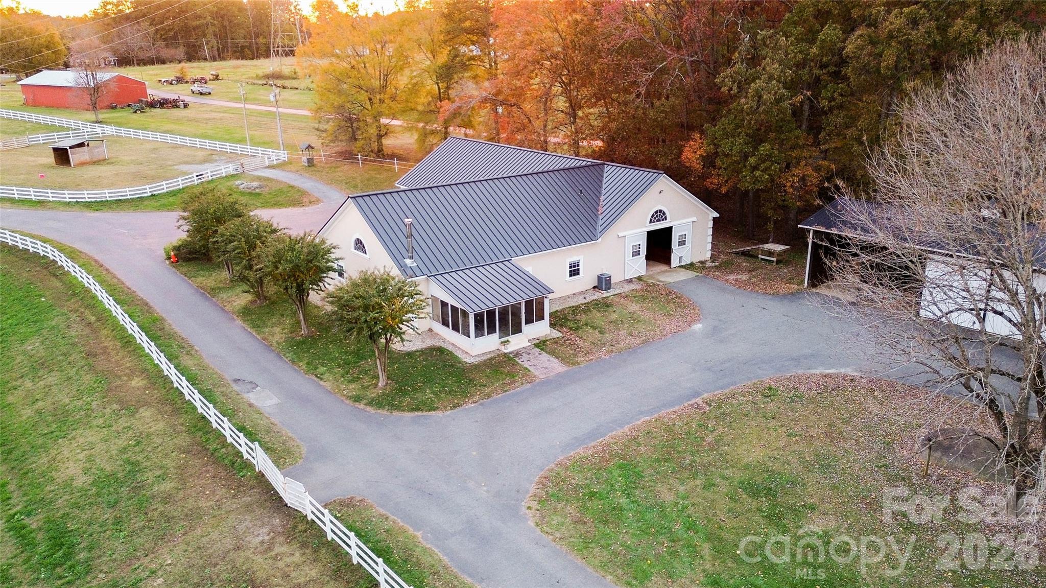 Single Family Residence at 10600 Archer Road, Davidson, photo 10 of 20