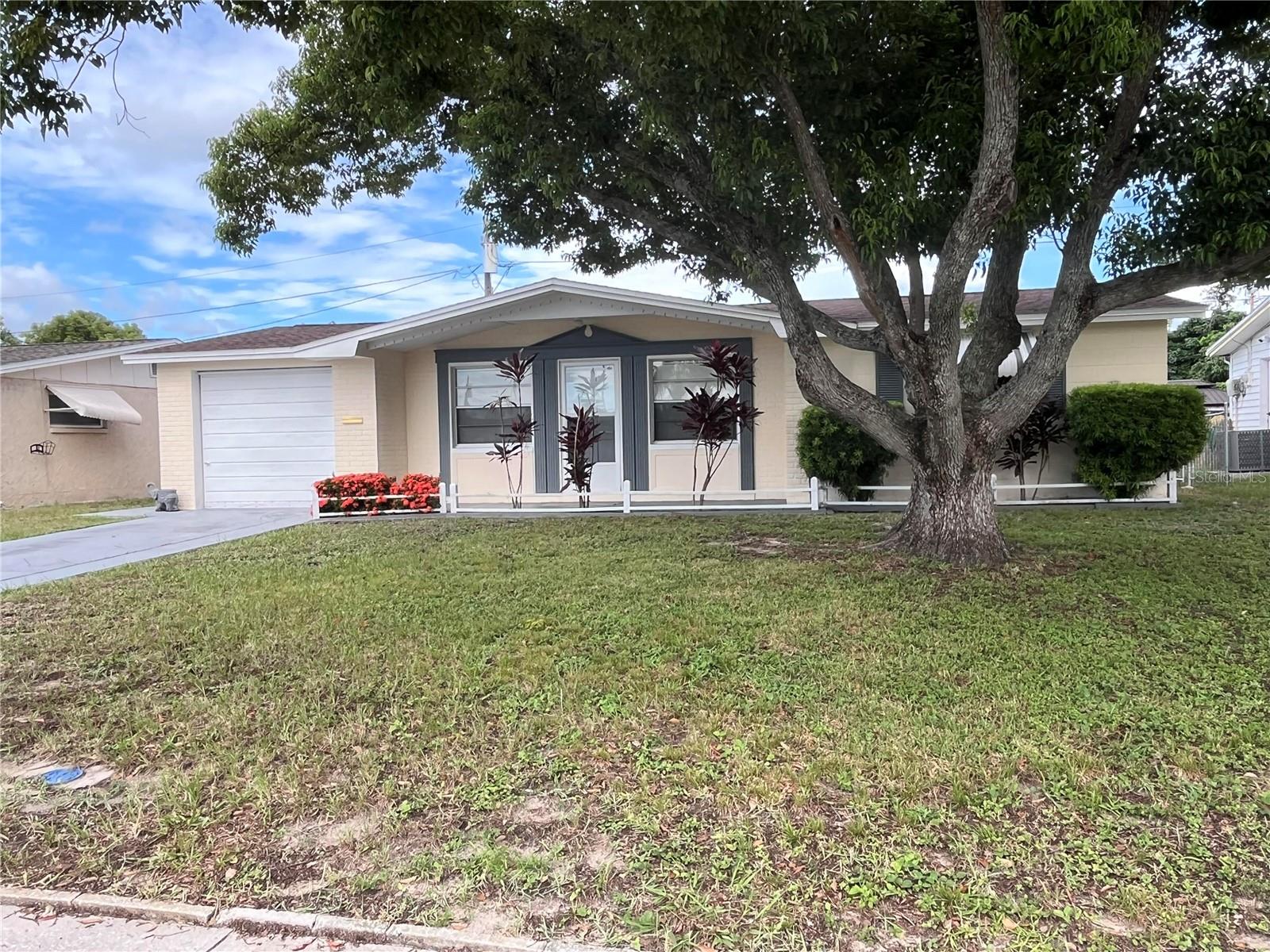 3632 PENSDALE DR