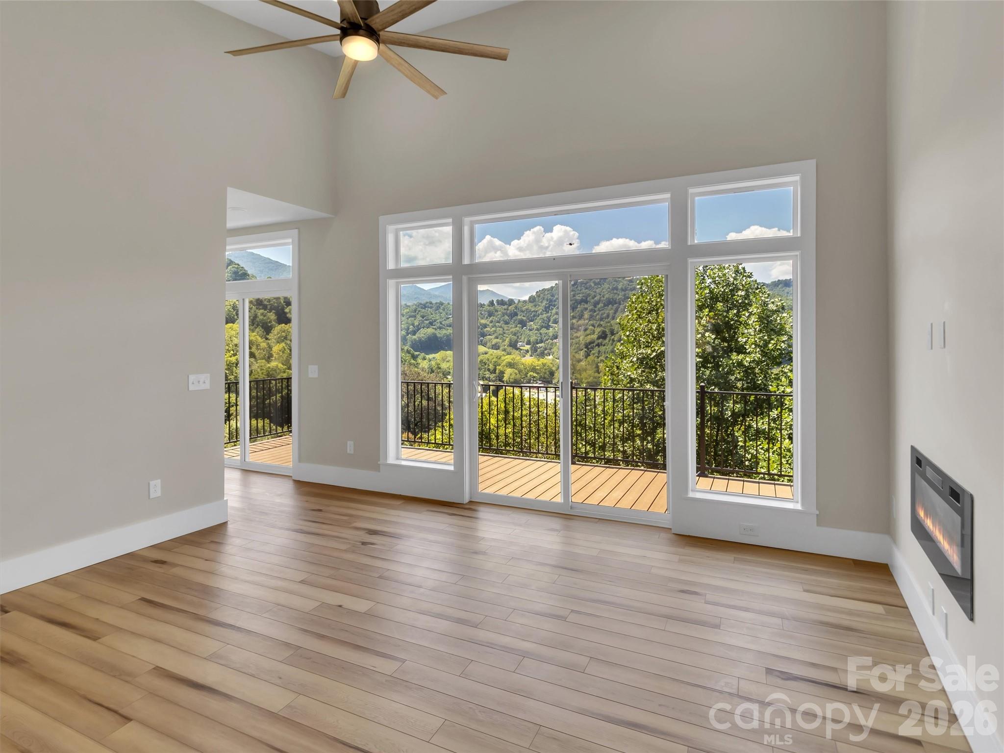 Single Family Residence at 201 Kadire Drive, Waynesville, photo 9 of 40