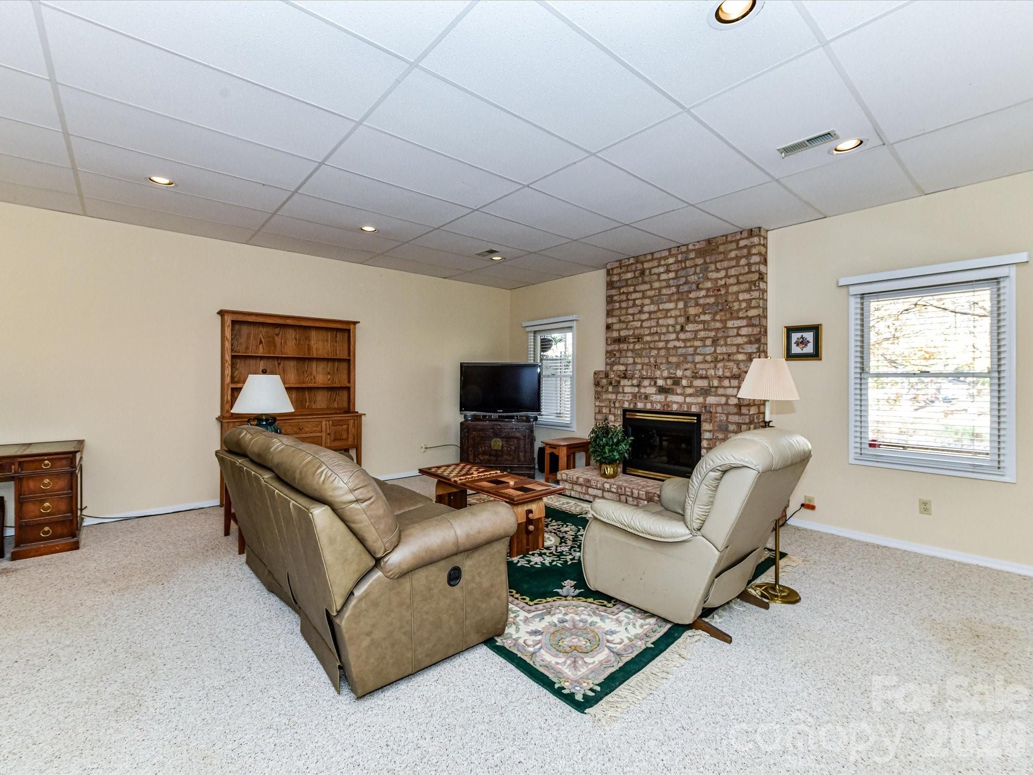 Single Family Residence at 7769 Dellinger Road, Denver, photo 19 of 35