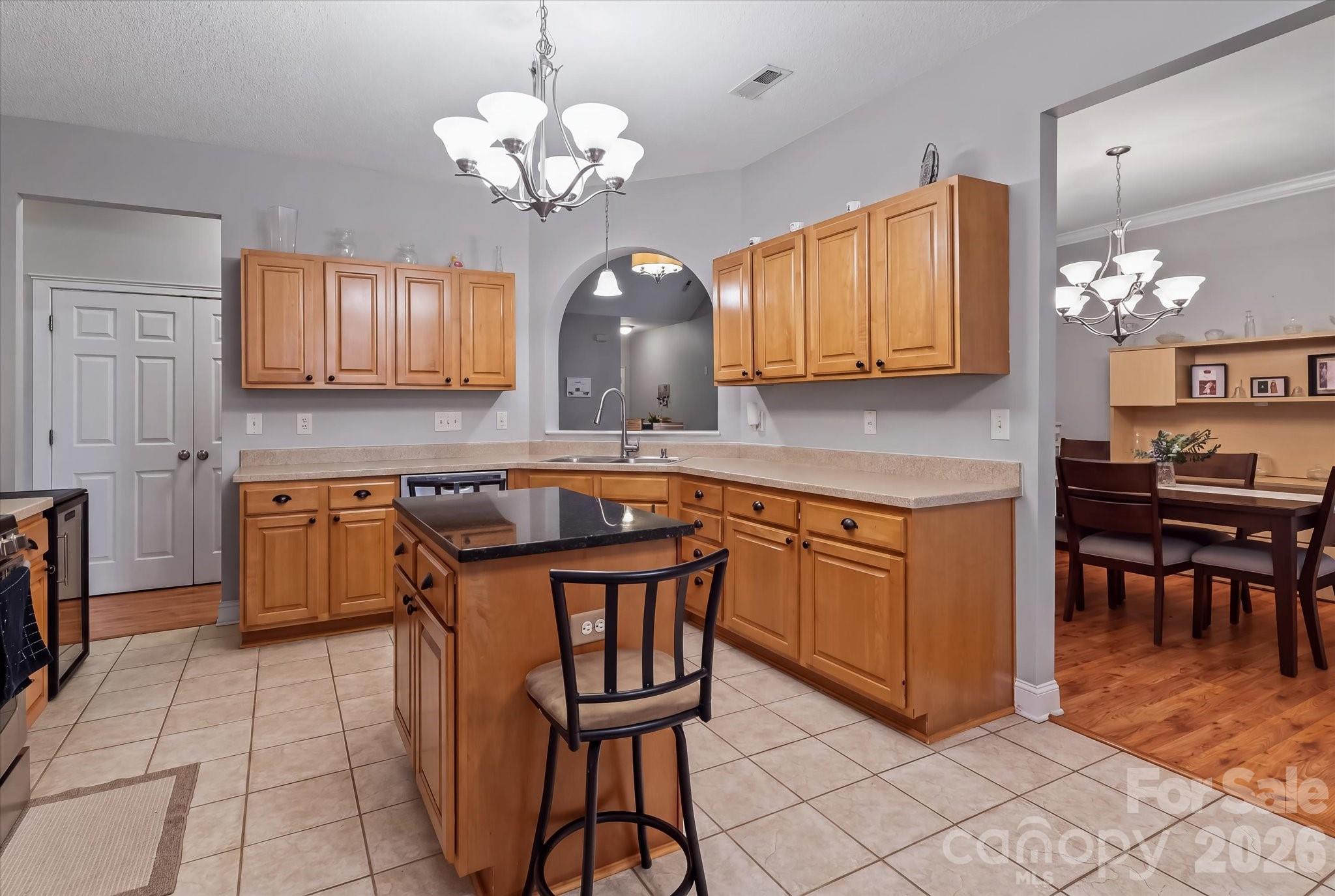 Single Family Residence at 13502 Glencreek Lane, Huntersville, photo 14 of 34