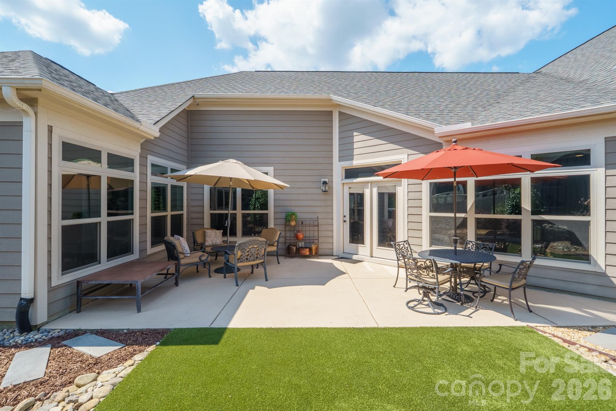 Single Family Residence at 2205 Lincolnshire Lane, Waxhaw, photo 34 of 39