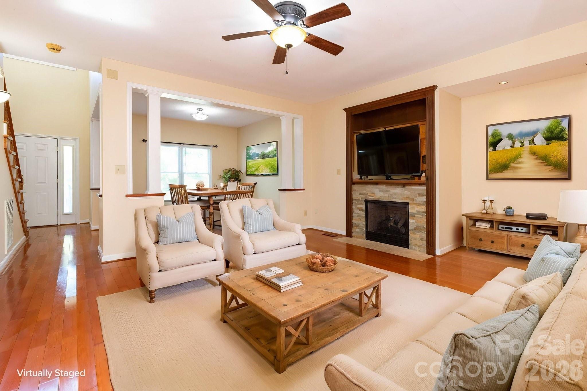 Single Family Residence at 2507 Ashley Court, Belmont, photo 2 of 46