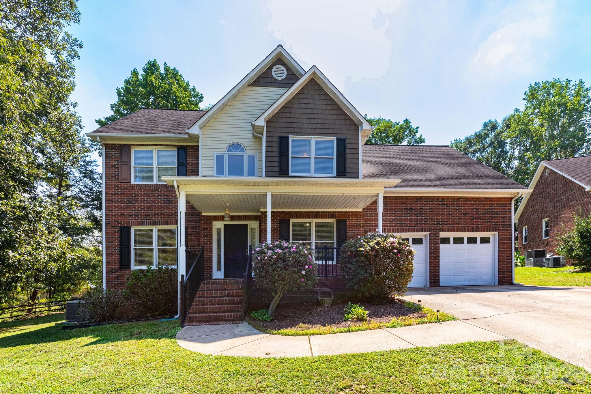 Single Family Residence at 2507 Ashley Court, Belmont, photo 29 of 46