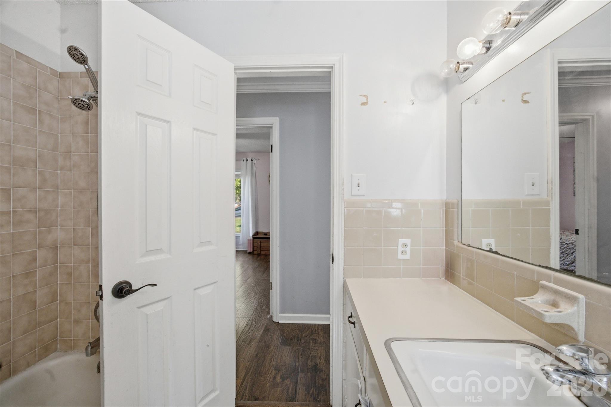 Single Family Residence at 2061 Somerdale Road, Rock Hill, photo 15 of 37