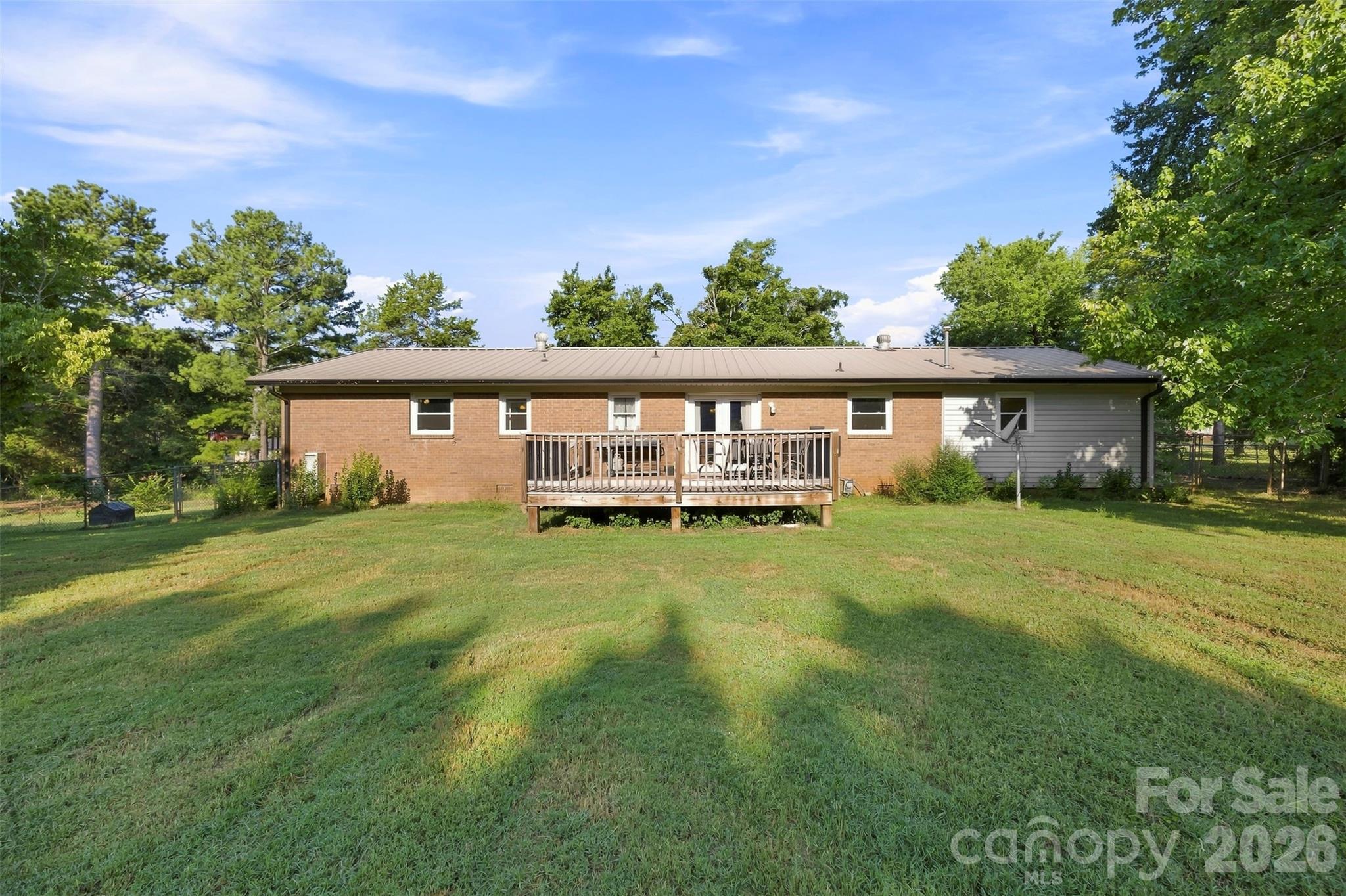 Single Family Residence at 2061 Somerdale Road, Rock Hill, photo 25 of 37