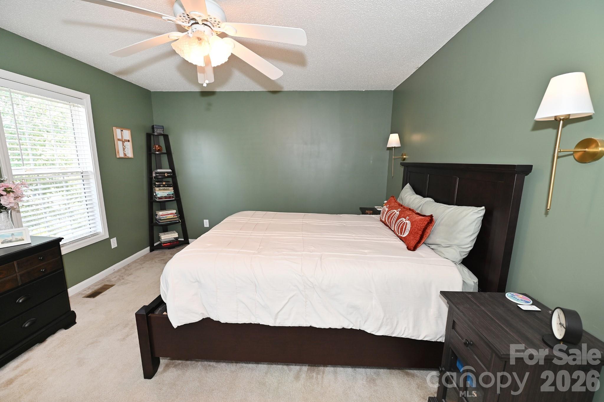 Primary bedroom - 236 17th Avenue SE, Hickory