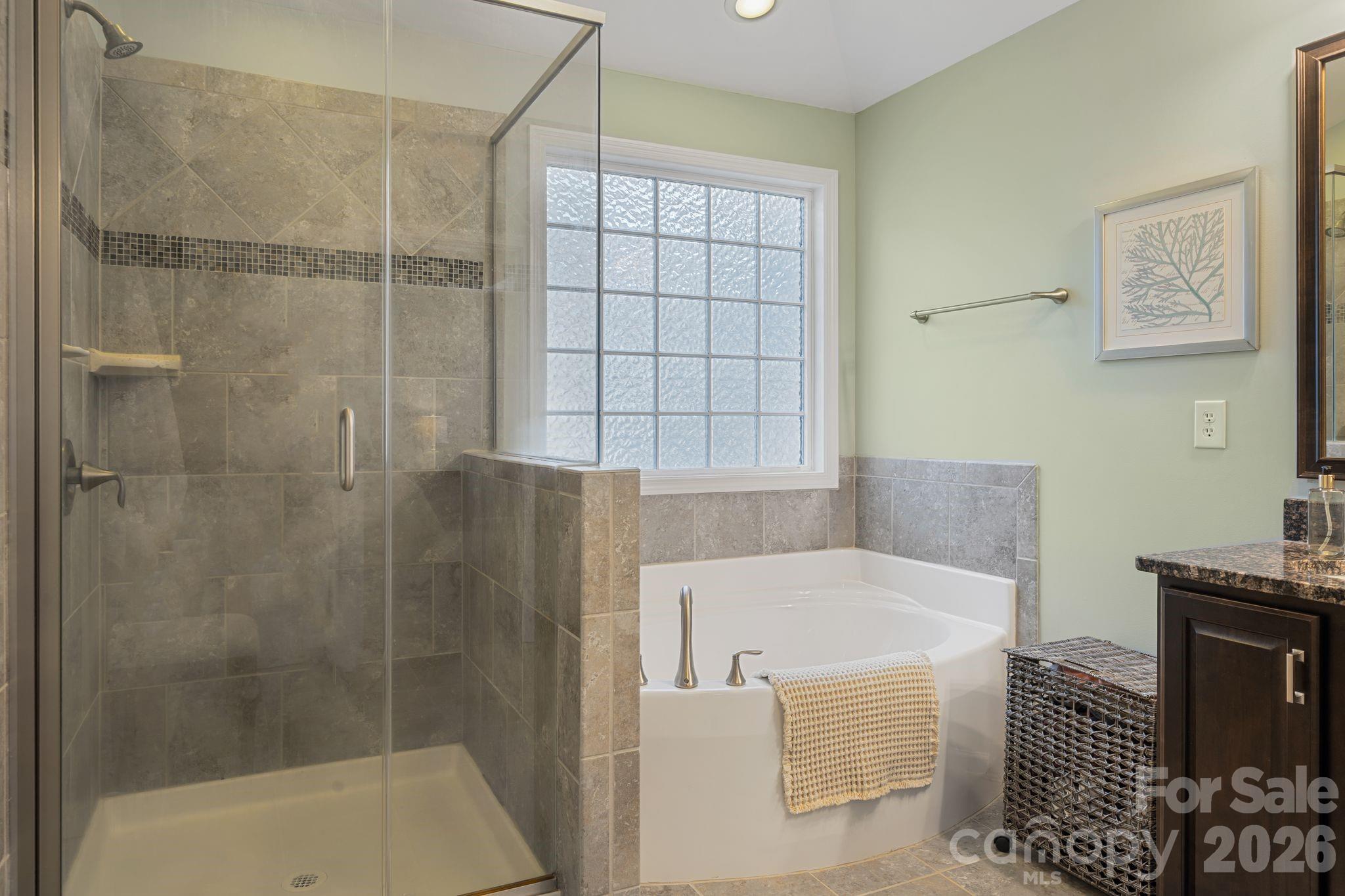 Primary bathroom - 608 Cedar Trace Drive, Lake Wylie