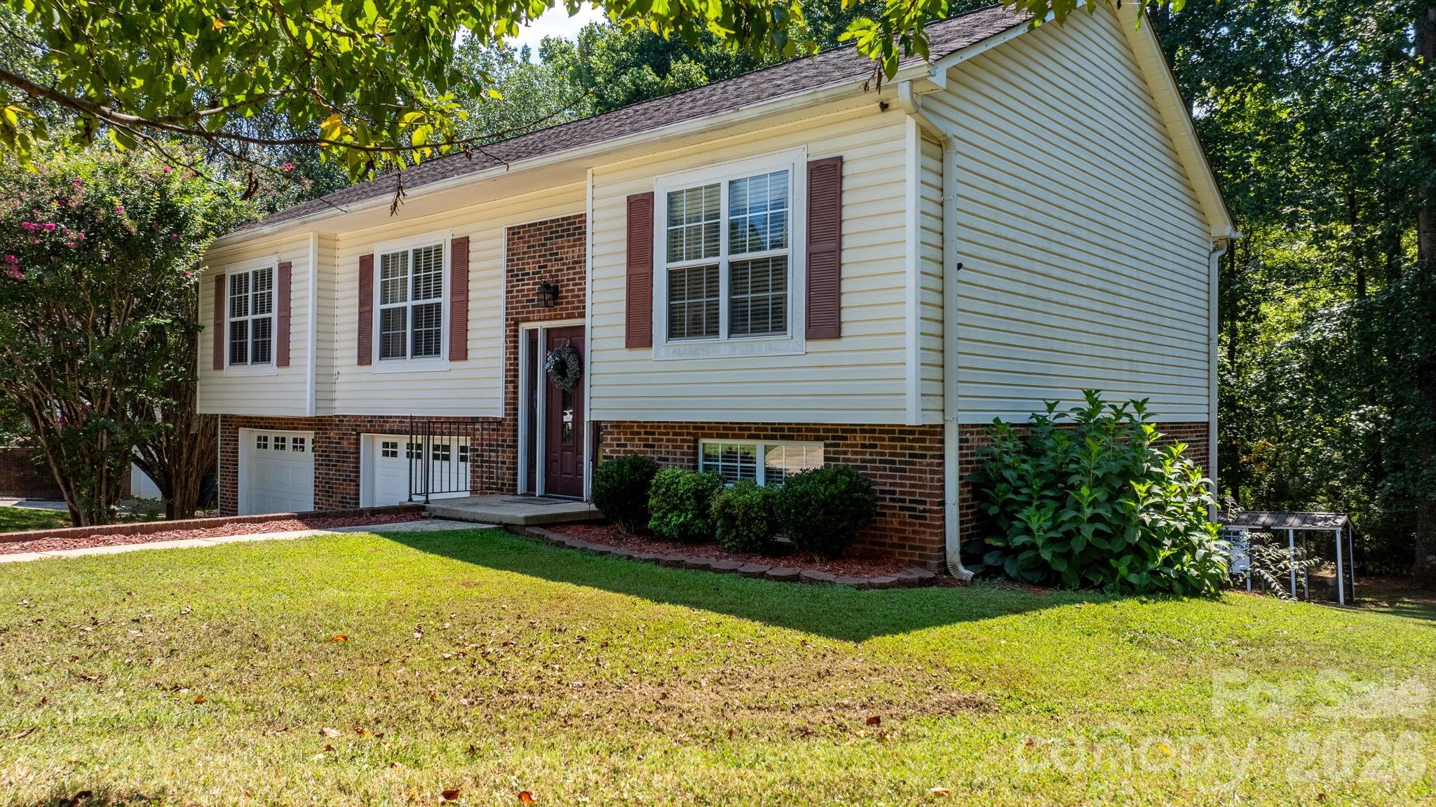 Single Family Residence at 3105 Kay Street, Conover, photo 5 of 44