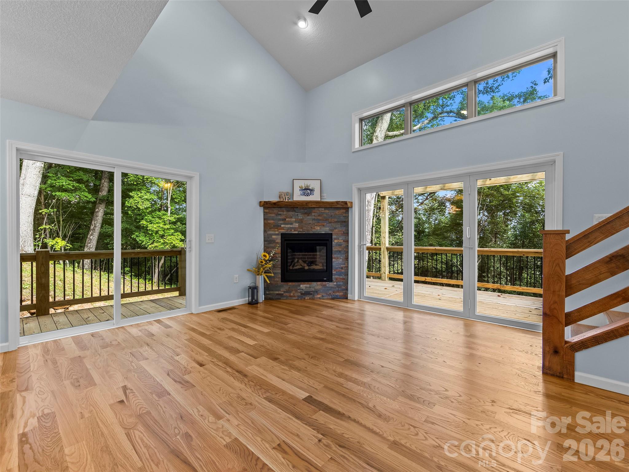 Single Family Residence at 214 Aster Ridge Drive, Waynesville, photo 6 of 39