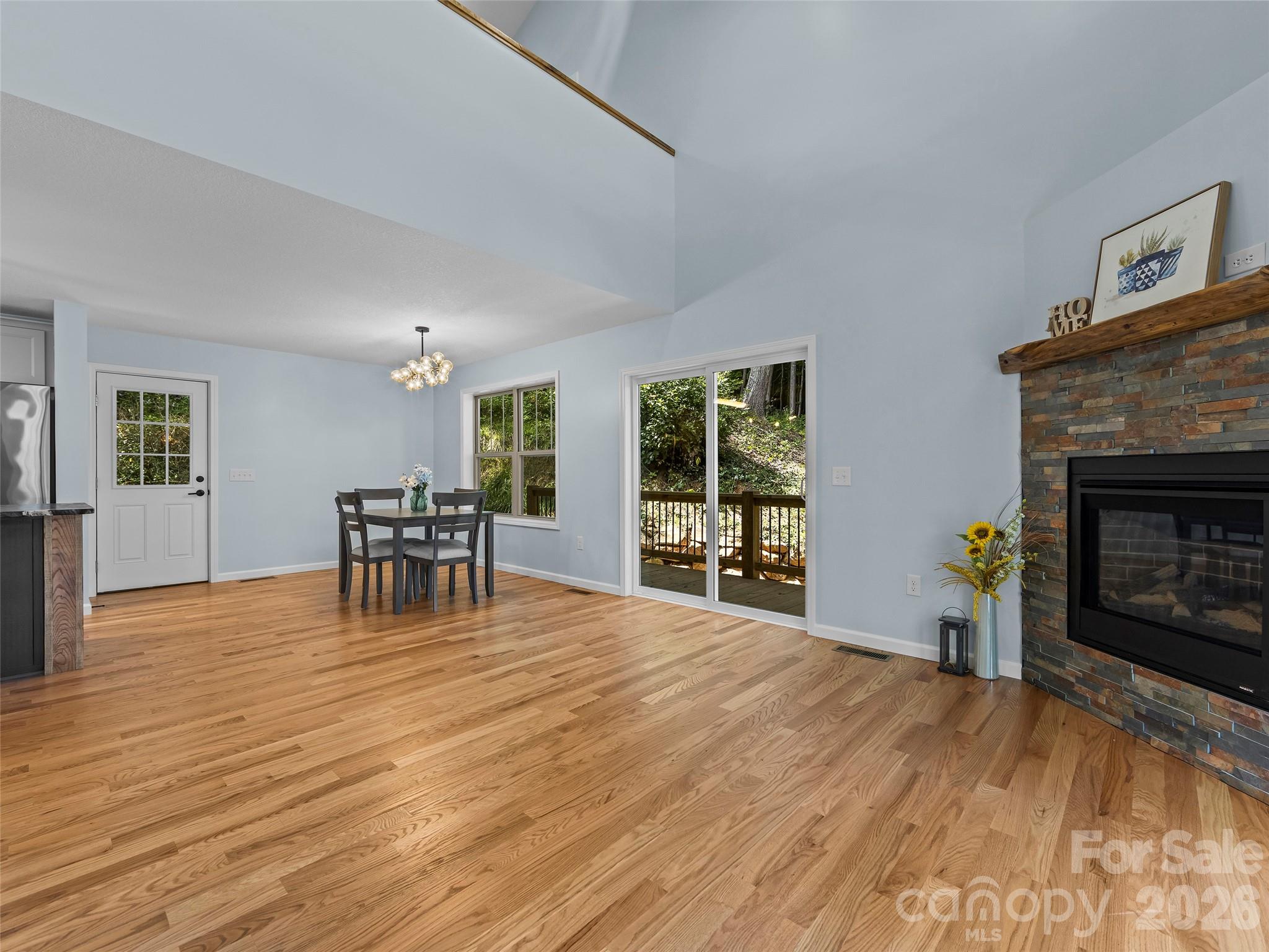Single Family Residence at 214 Aster Ridge Drive, Waynesville, photo 7 of 39