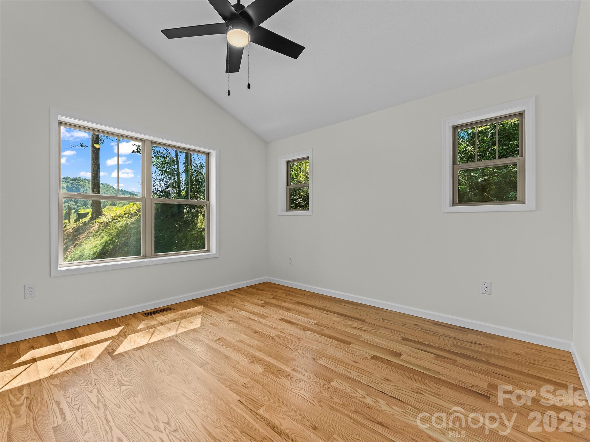 Single Family Residence at 214 Aster Ridge Drive, Waynesville, photo 15 of 39