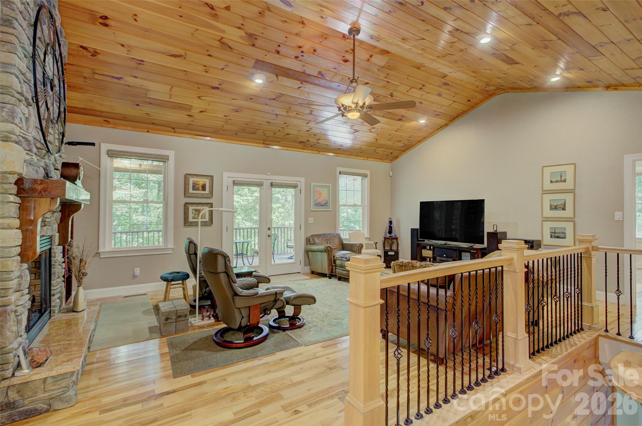 Single Family Residence at 98 Soapstone Creek Drive, Arden, photo 3 of 44