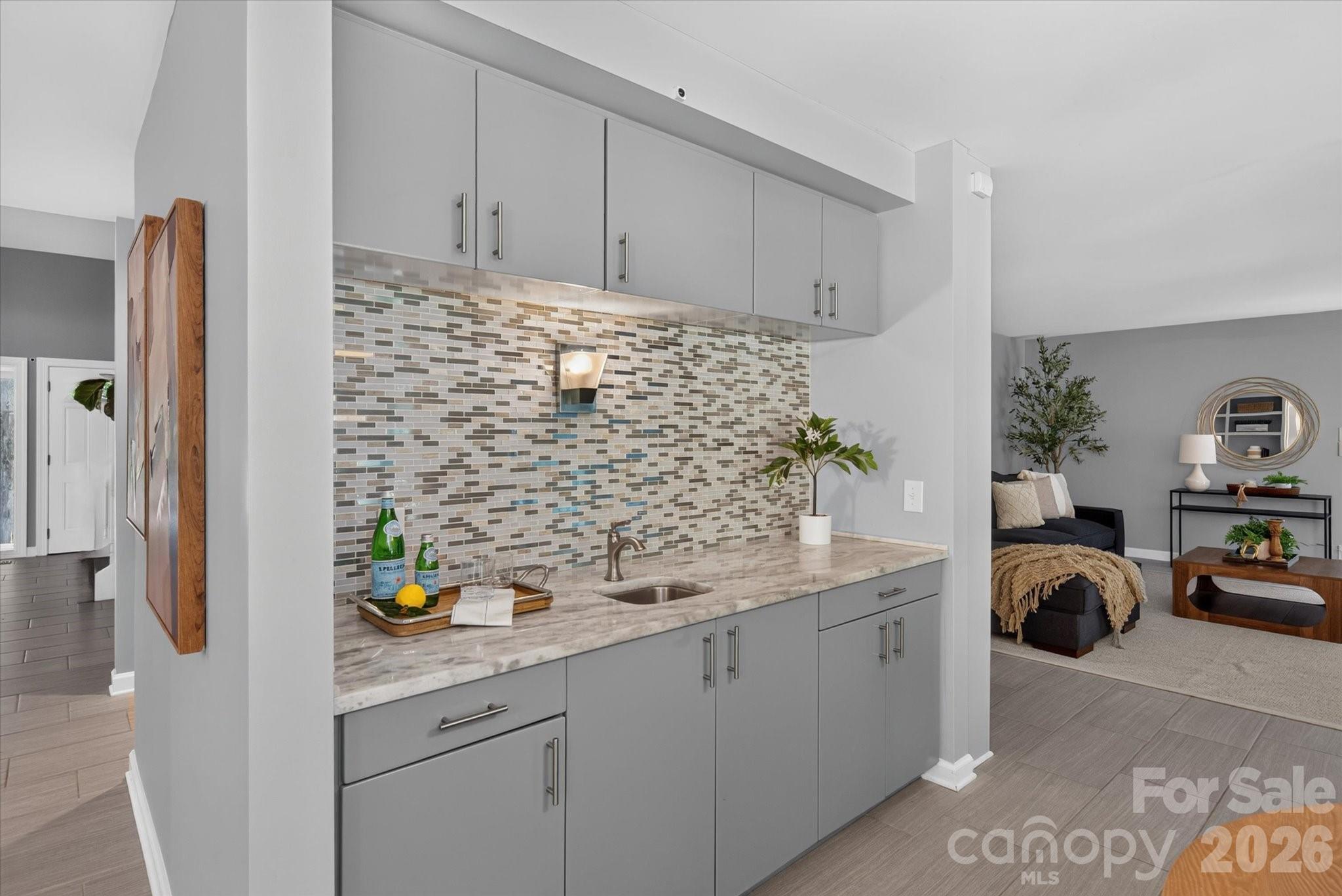 Single Family Residence at 4418 Horseshoe Bend, Matthews, photo 13 of 41