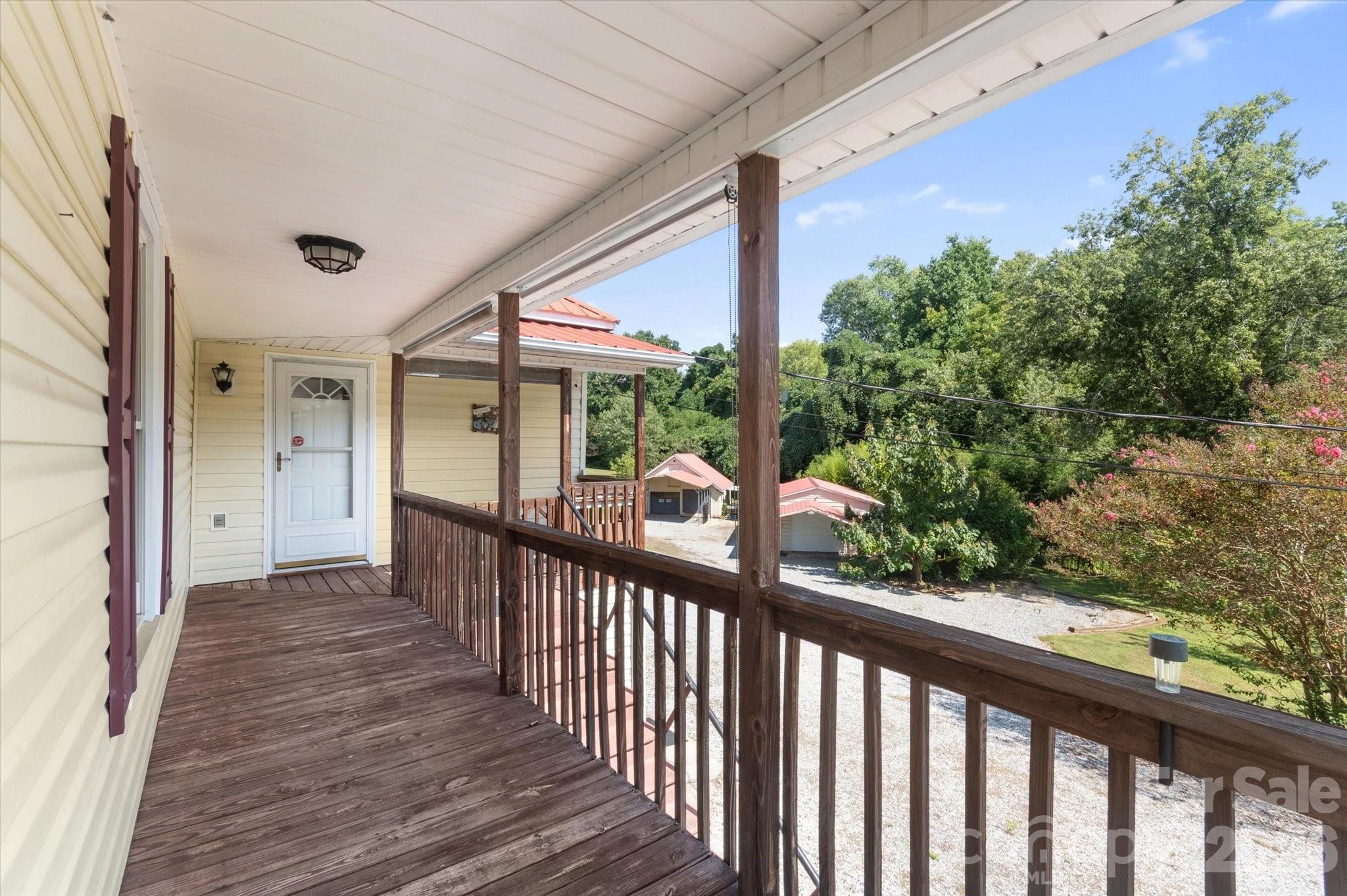 Single Family Residence at 466 Miller Avenue, Marion, photo 13 of 47