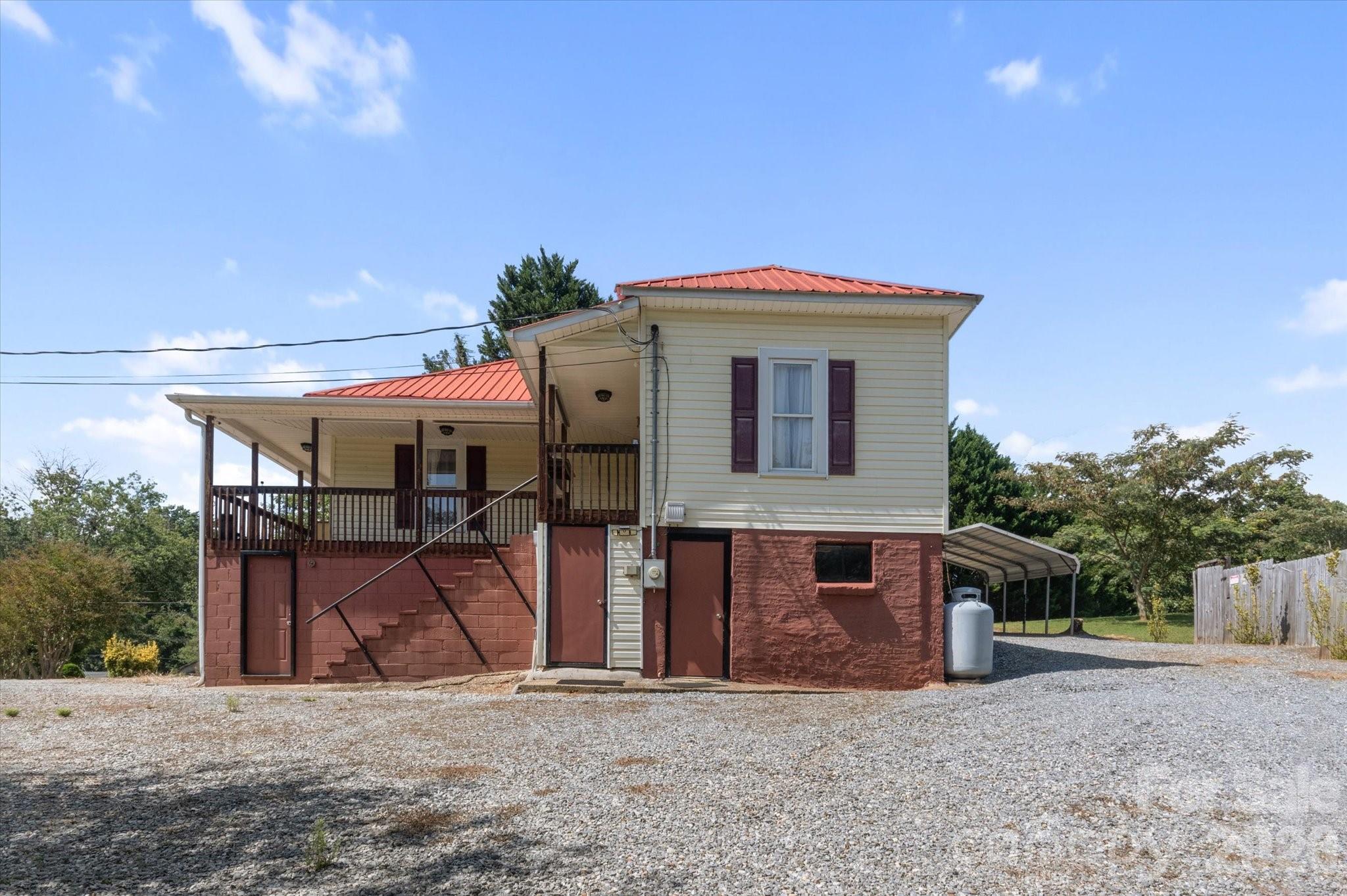 Single Family Residence at 466 Miller Avenue, Marion, photo 32 of 47