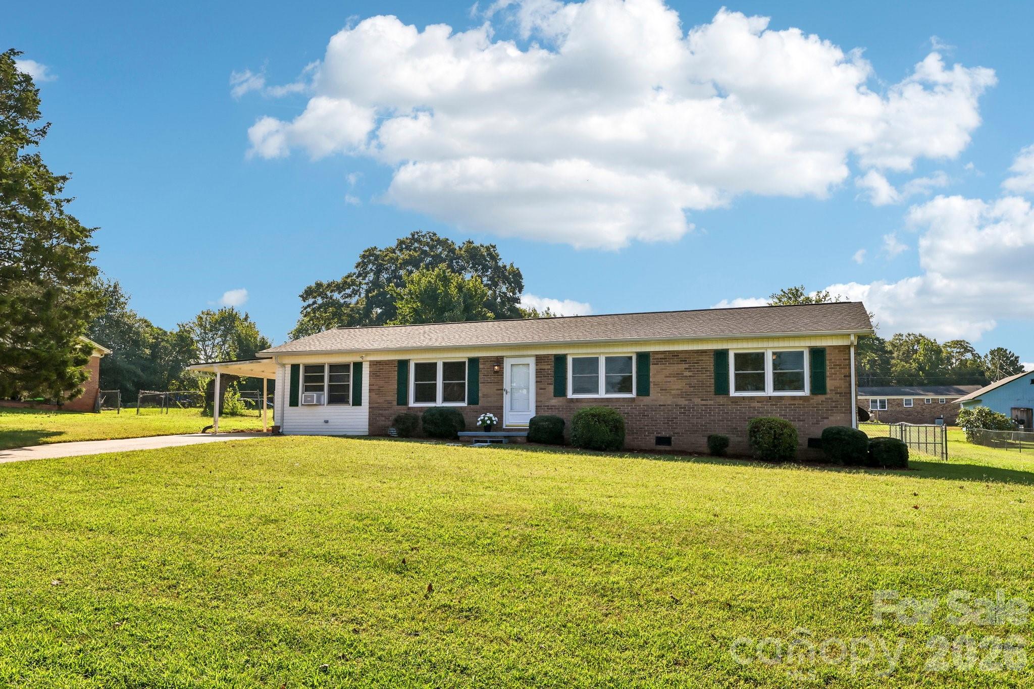 Single Family Residence at 5111 Hawthorne Lane, Shelby, photo 4 of 30