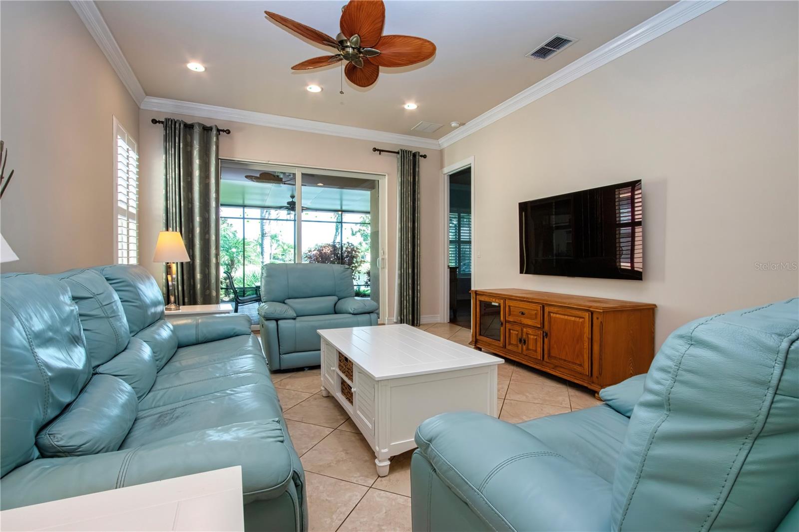 Great Room - 15847 COBBLE MILL DR, WIMAUMA