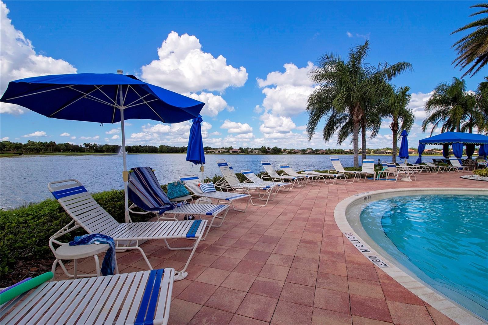 Resort living at its finest - 15847 COBBLE MILL DR, WIMAUMA