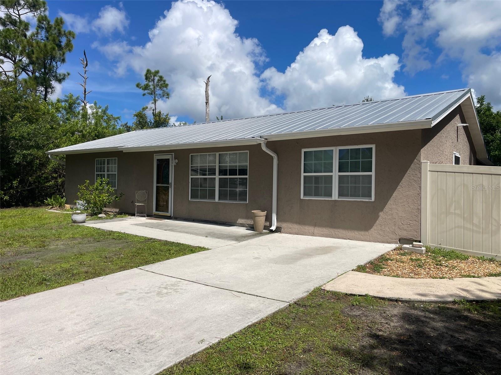 23320 VAN BUREN AVE