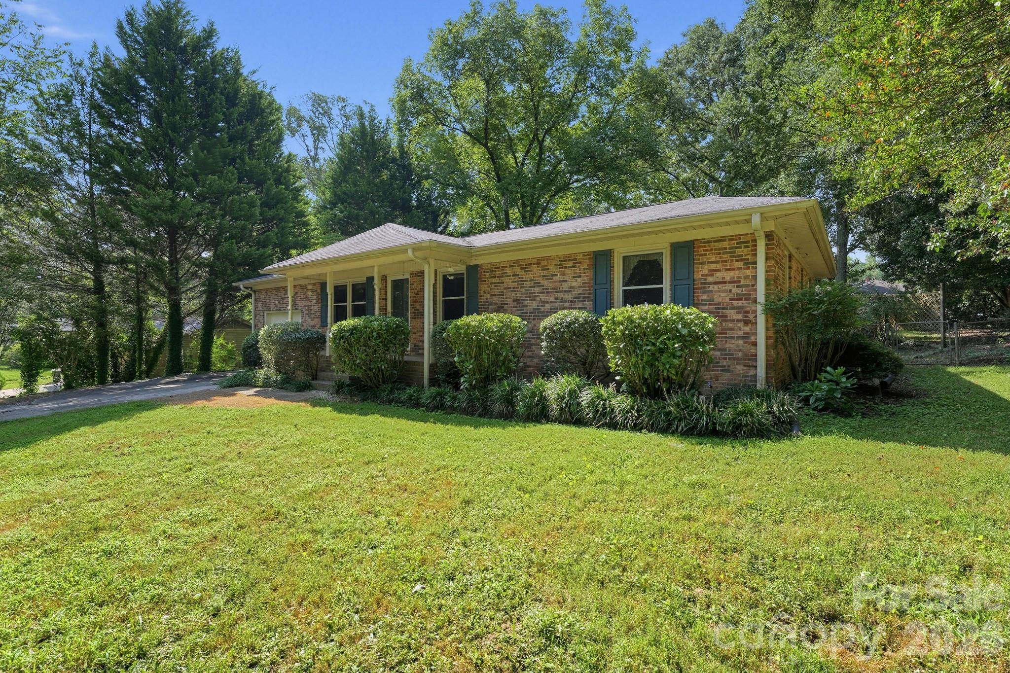 Single Family Residence at 204 Redding Road, Stanley, photo 8 of 16