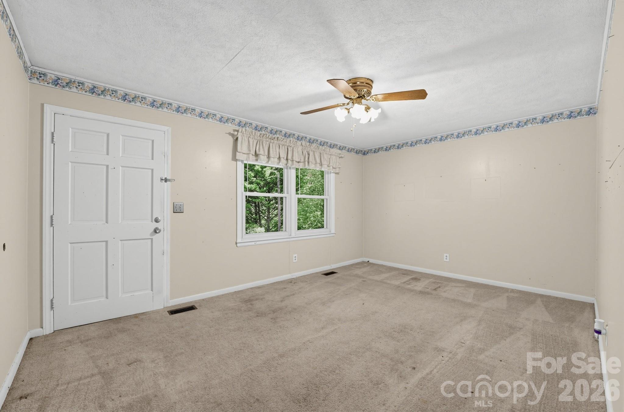 Single Family Residence at 204 Redding Road, Stanley, photo 9 of 16