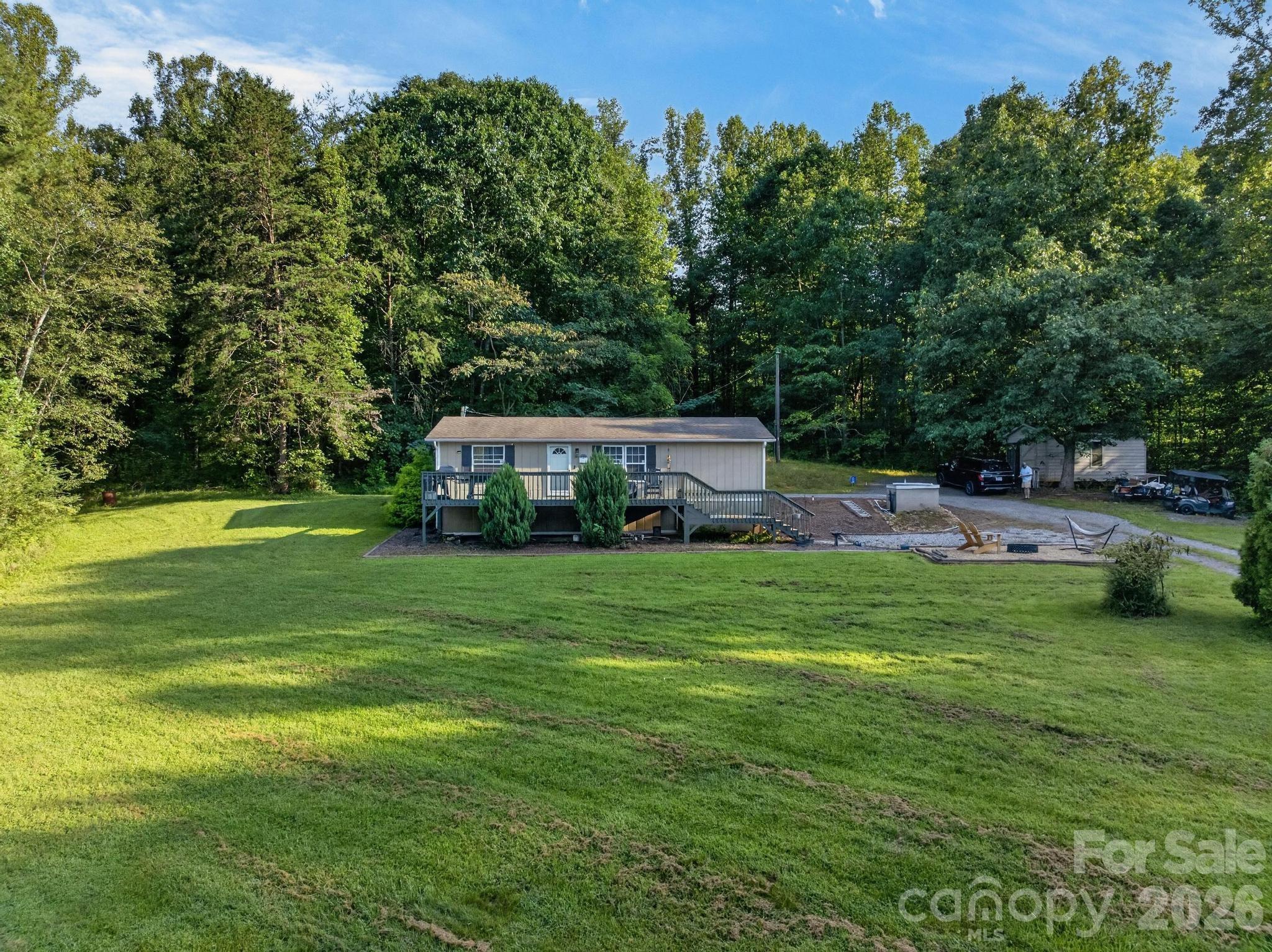 Single Family Residence at 2437 S Rosedale Drive, Lenoir, photo 10 of 45