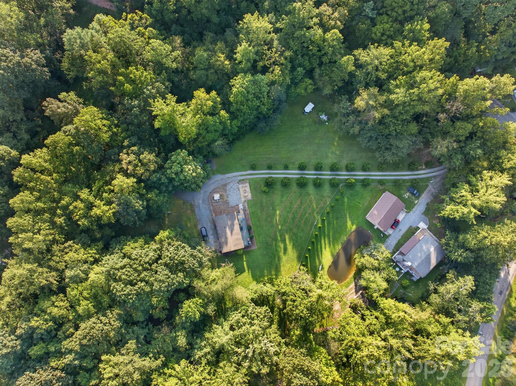 Single Family Residence at 2437 S Rosedale Drive, Lenoir, photo 14 of 45