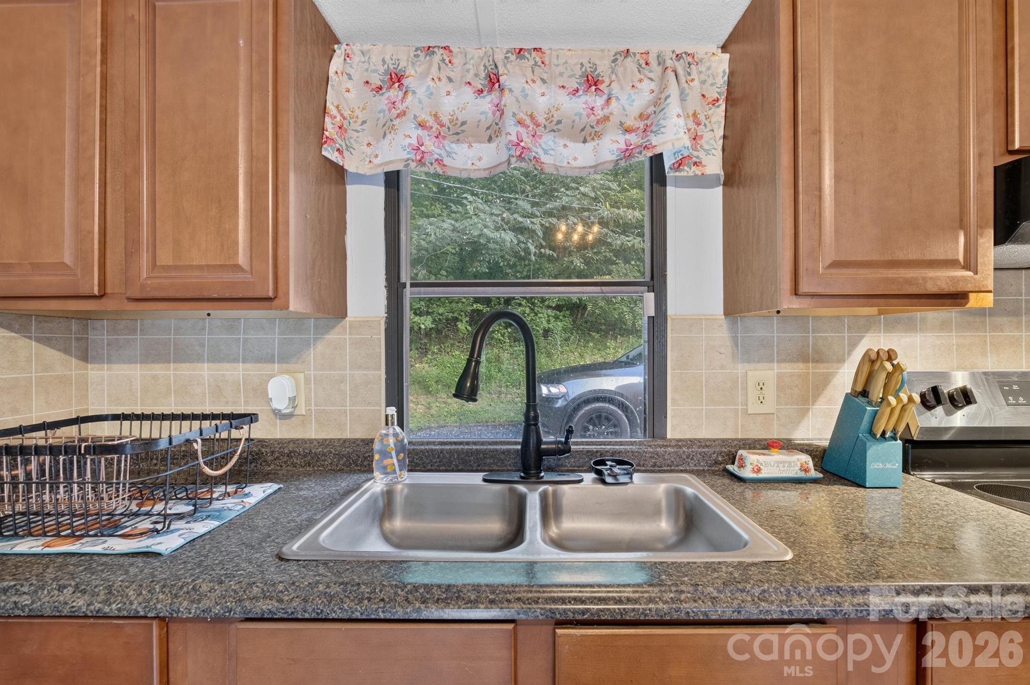 Single Family Residence at 2437 S Rosedale Drive, Lenoir, photo 33 of 45