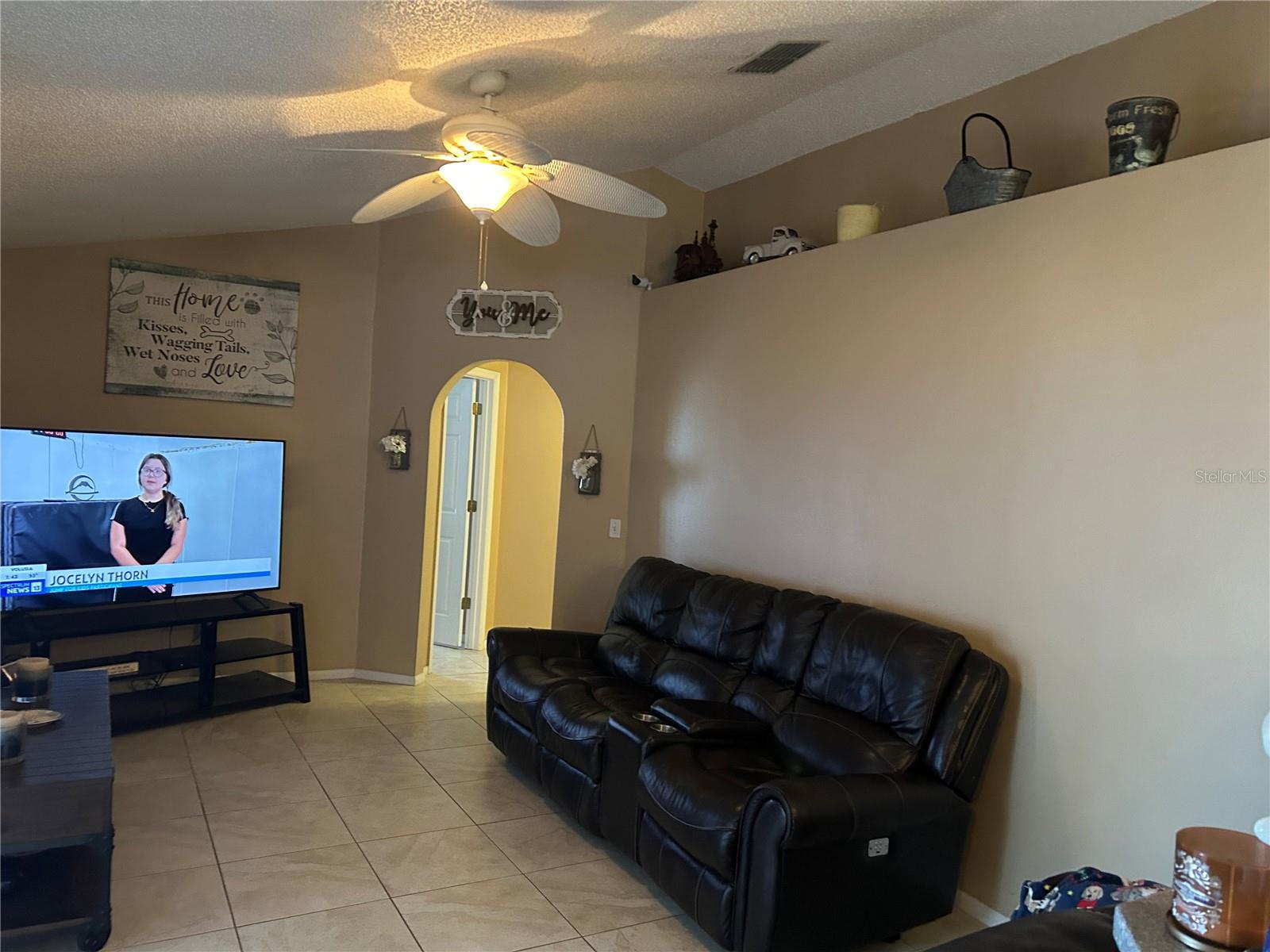 FAMILY ROOM - 1116 ORNE CT, KISSIMMEE