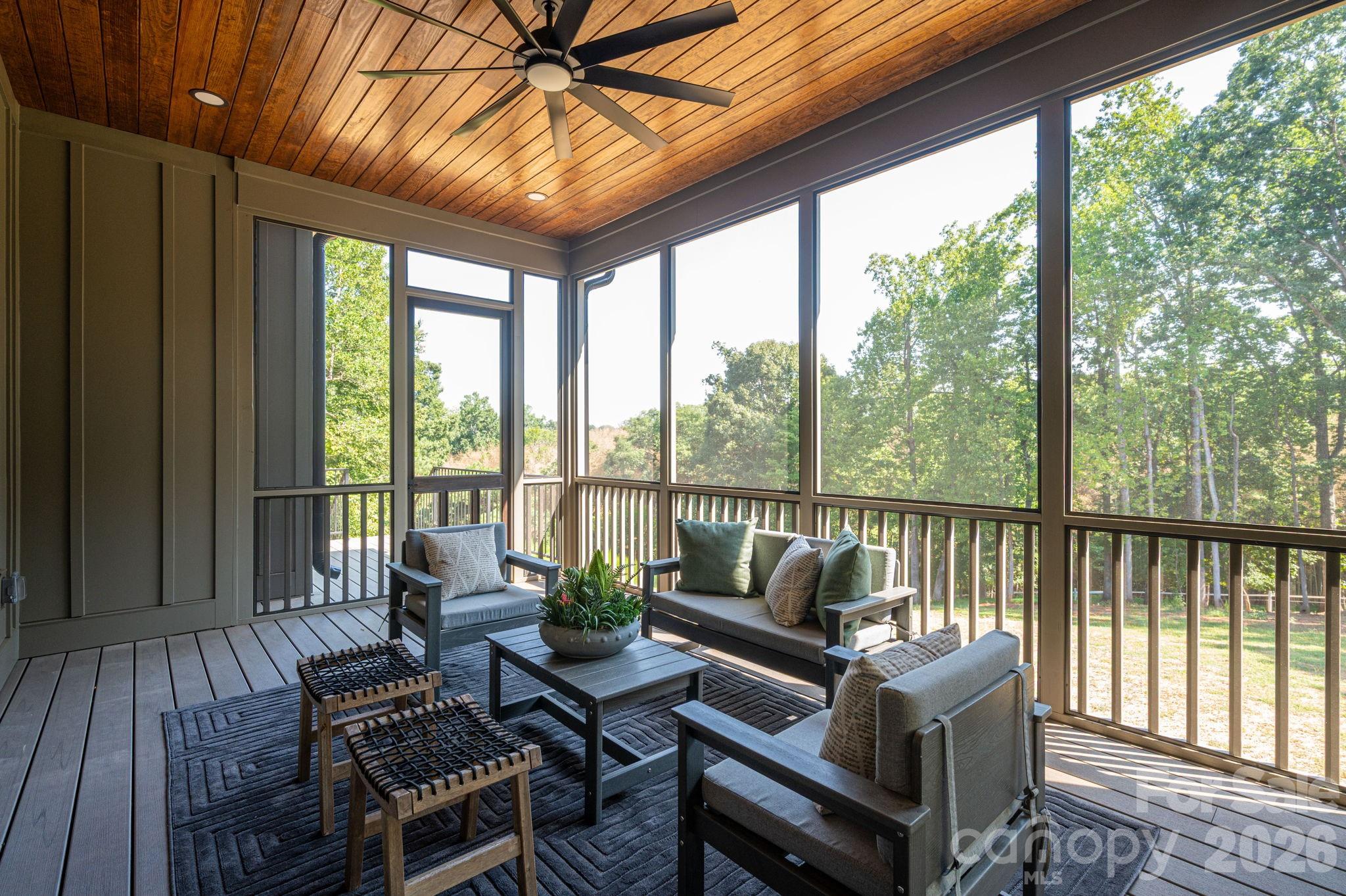 Single Family Residence at 126 Lake Mist Drive, Belmont, photo 16 of 47